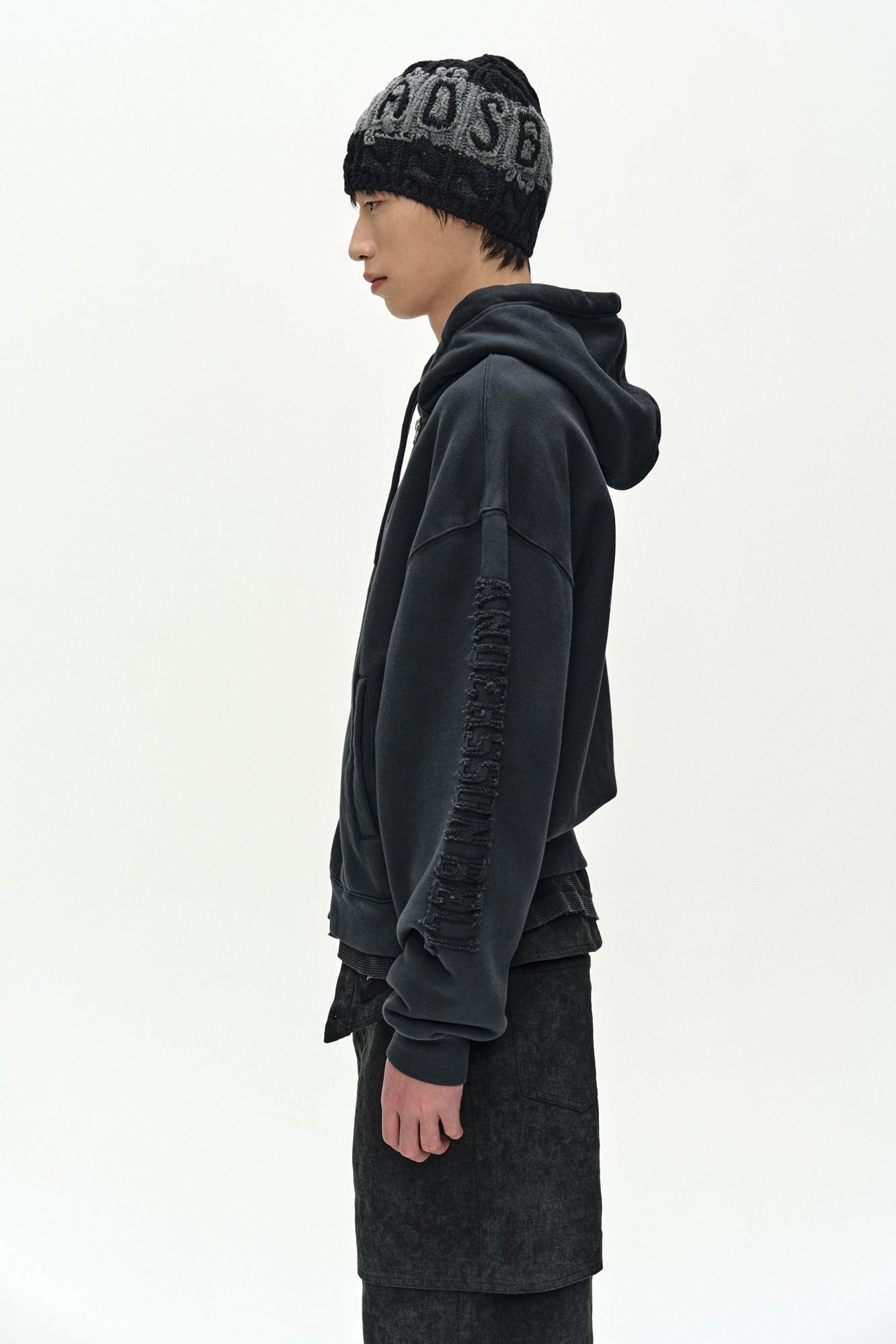 Andersson Bell - Unisex Adsb Cable Cashmere Beanie (black/grey) (Black/Grey) product image 3 | TRAB K-Fashion Australia