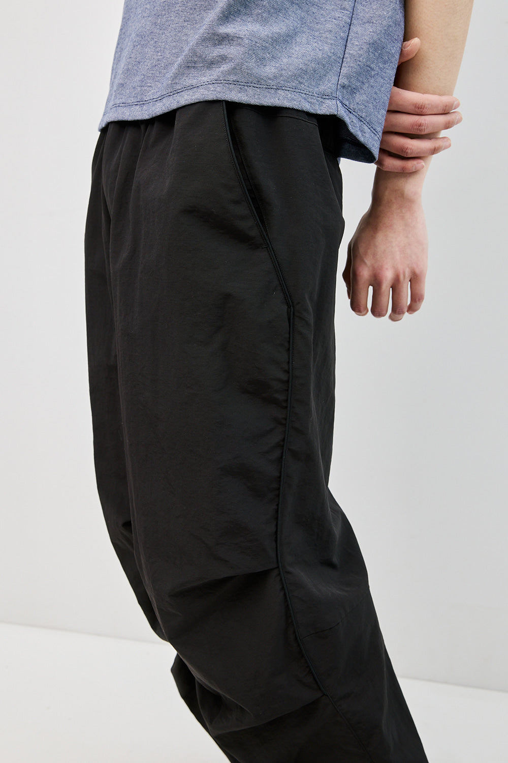 Hatchingroom - Snow Over Pants (Black) product image 19 | TRAB K-Fashion Australia