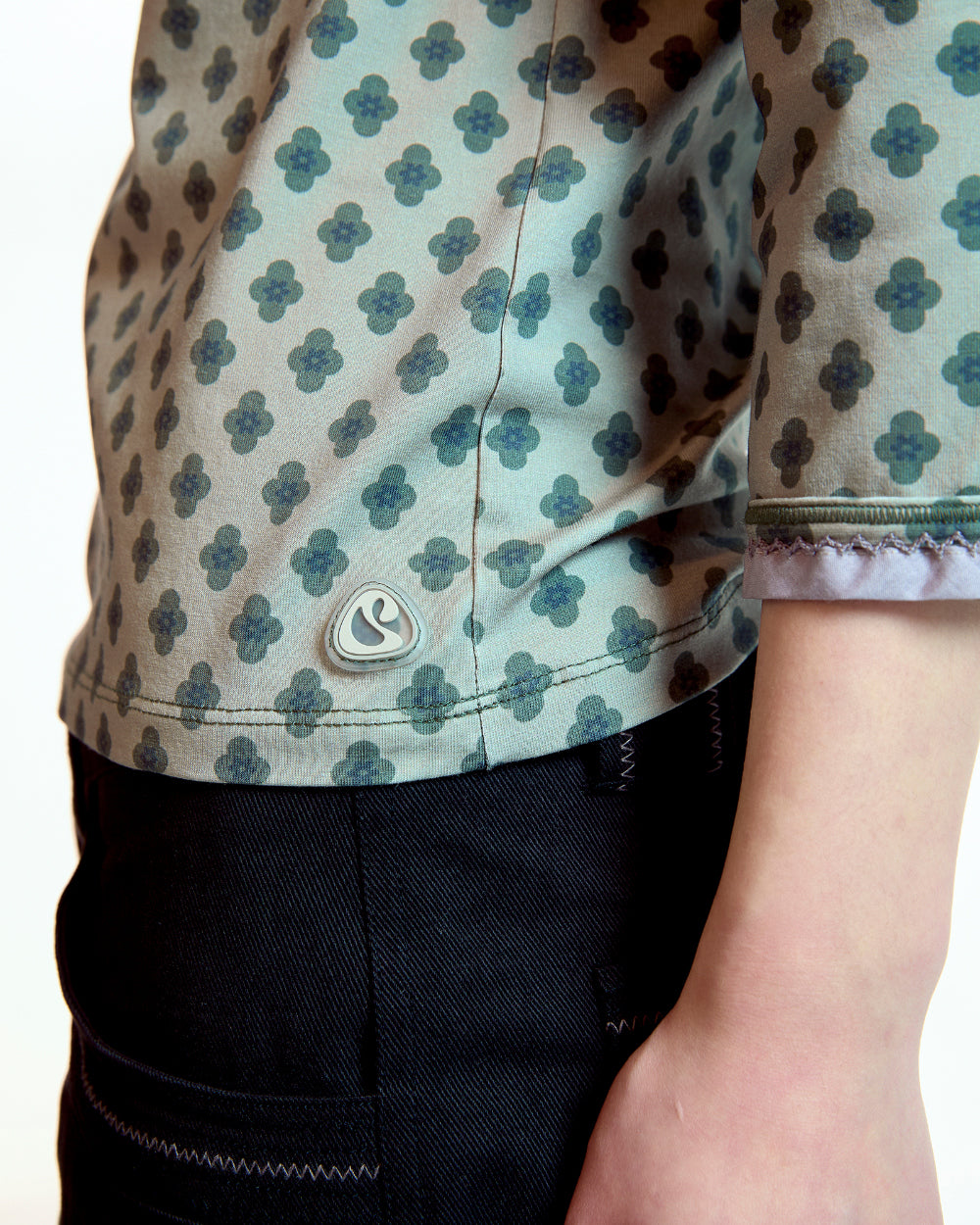 Coyseio - Flower Capri Sleeve (Light Khaki) product image 10 | TRAB K-Fashion Australia