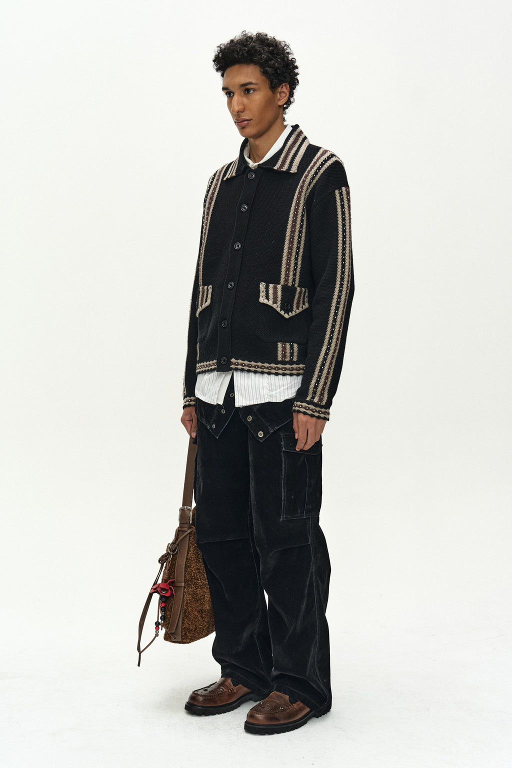Andersson Bell - Fantasia 26 Heavy Wool Cardigan (Black) product image 3 | TRAB K-Fashion Australia