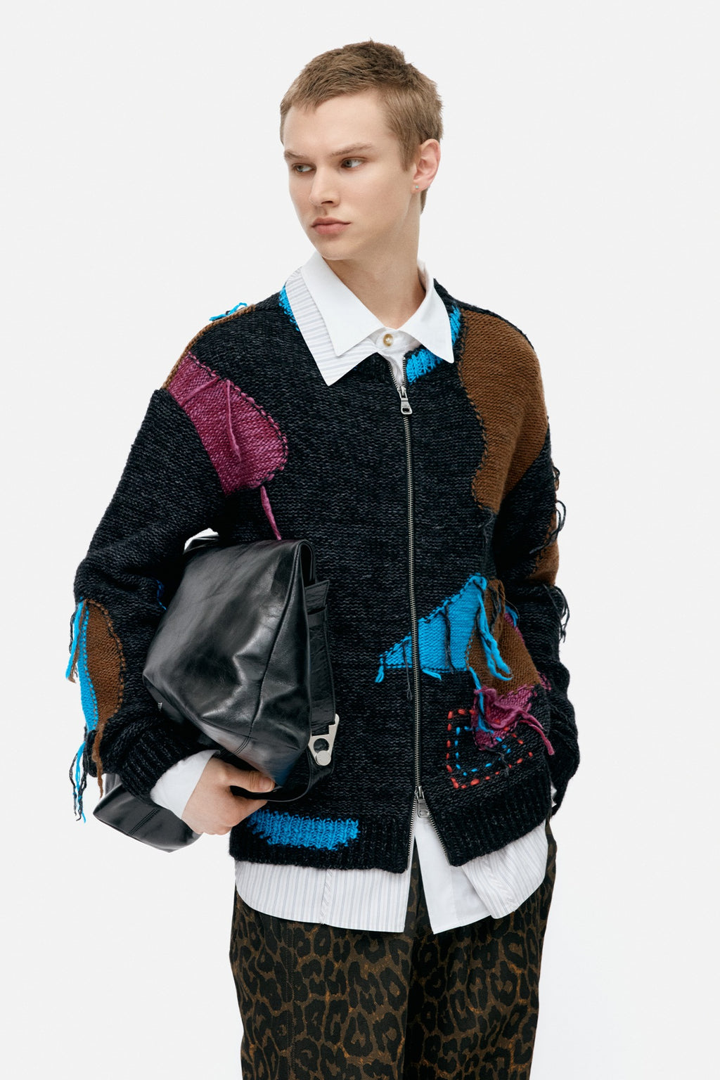 Andersson Bell - Unisex Intarisa Zip-Up Crewneck Sweater (Black) product image 1 | TRAB K-Fashion Australia