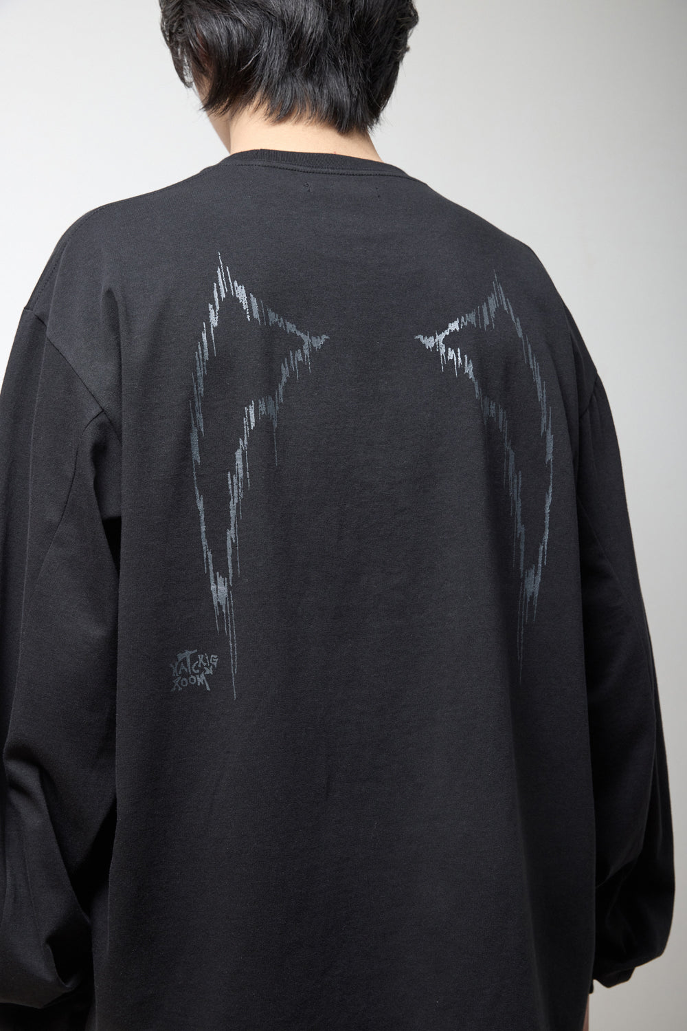 Hatchingroom - Devil & Angel Tee (Black) product image 14 | TRAB K-Fashion Australia