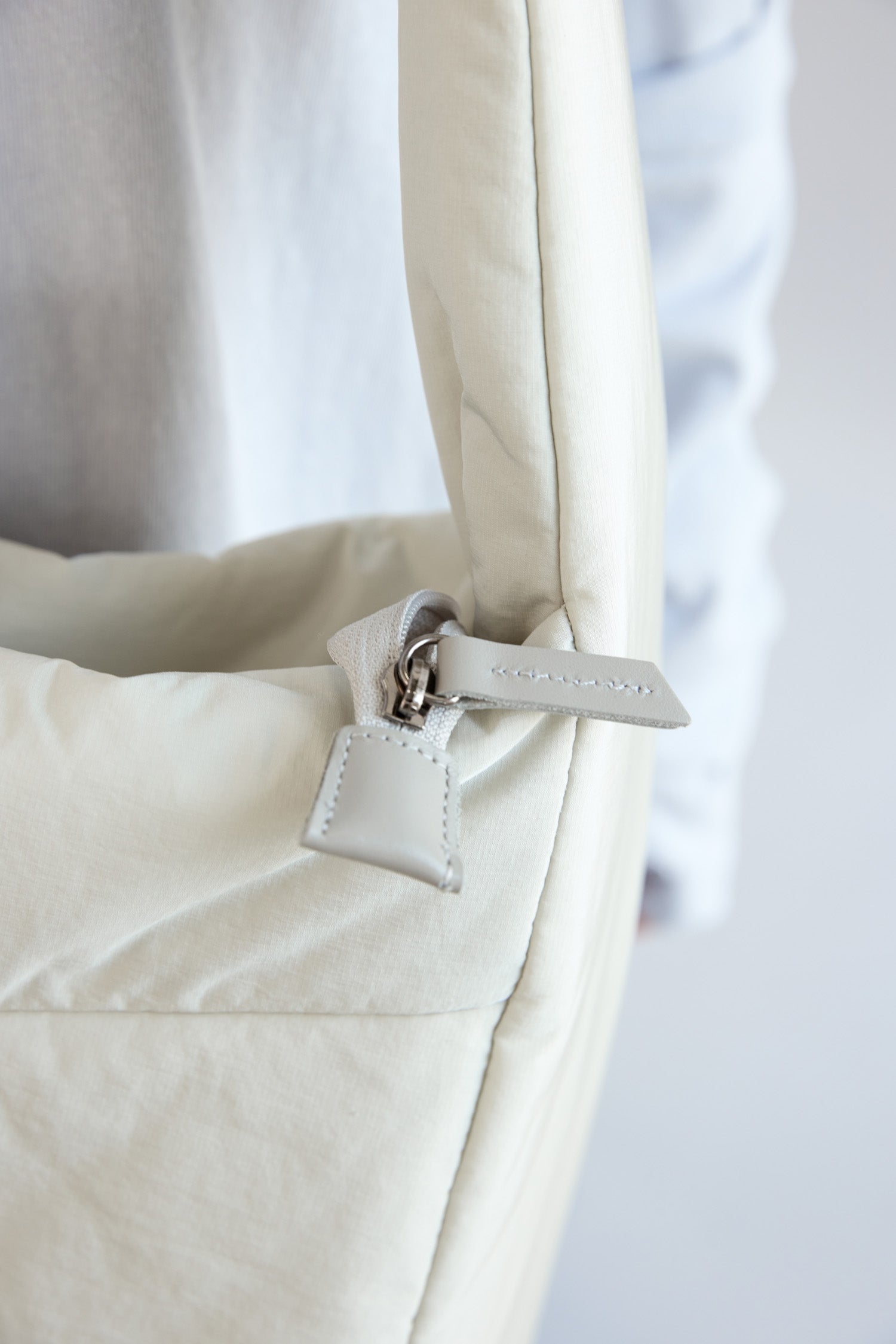 Hatchingroom - Padded Bag Light (Grey) product image 10 | TRAB K-Fashion Australia