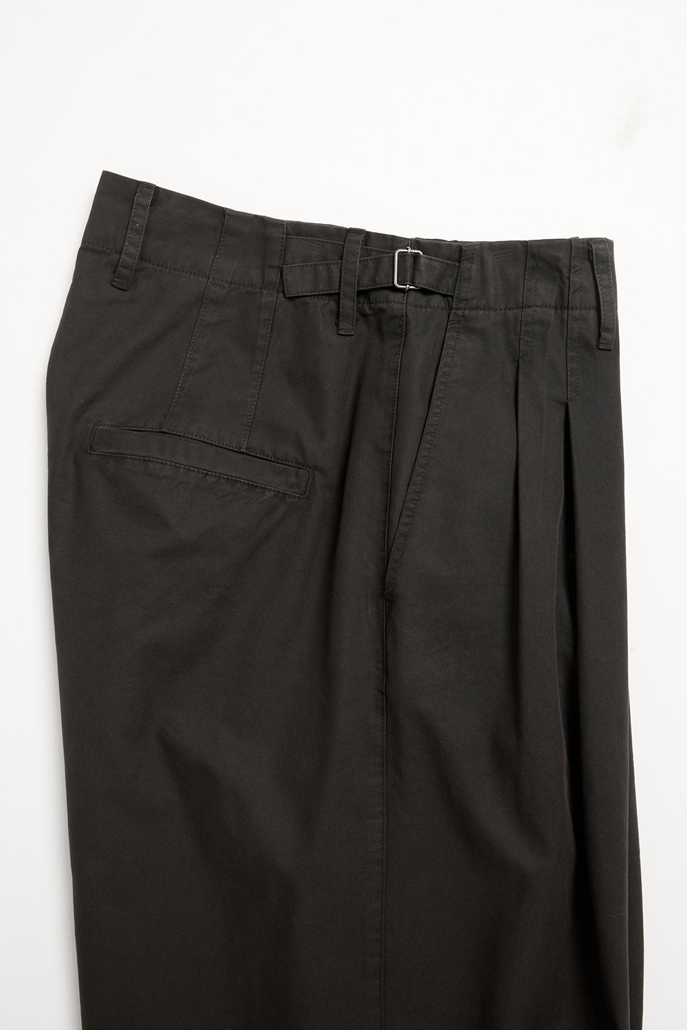 Hatchingroom - Wide Two Pleats Trousers (Dyed Dark Brown) product image 5 | TRAB K-Fashion Australia