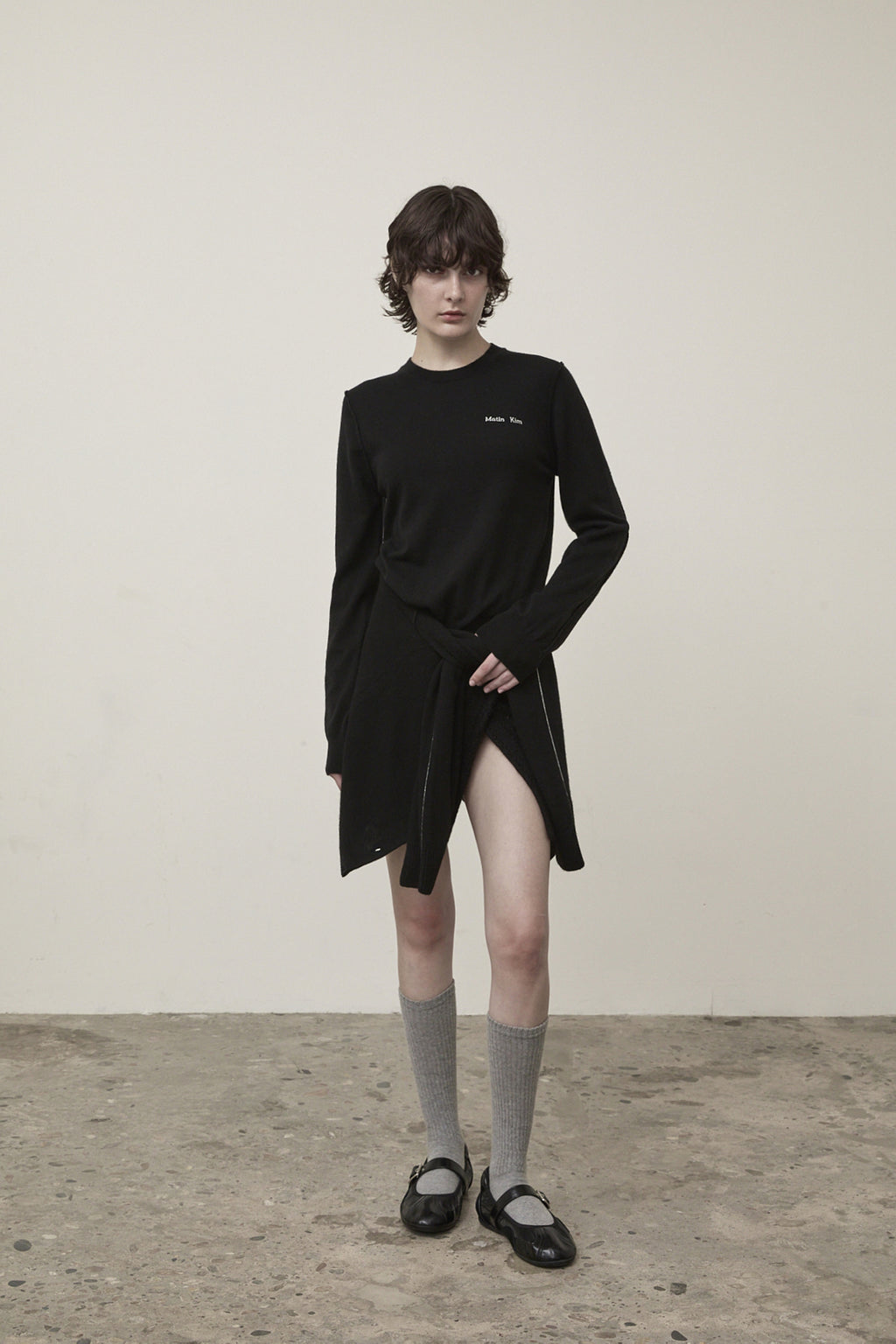 Matin Kim - Cashmere Blended Round Knit Pullover (Black) product image 10 | TRAB K-Fashion Australia