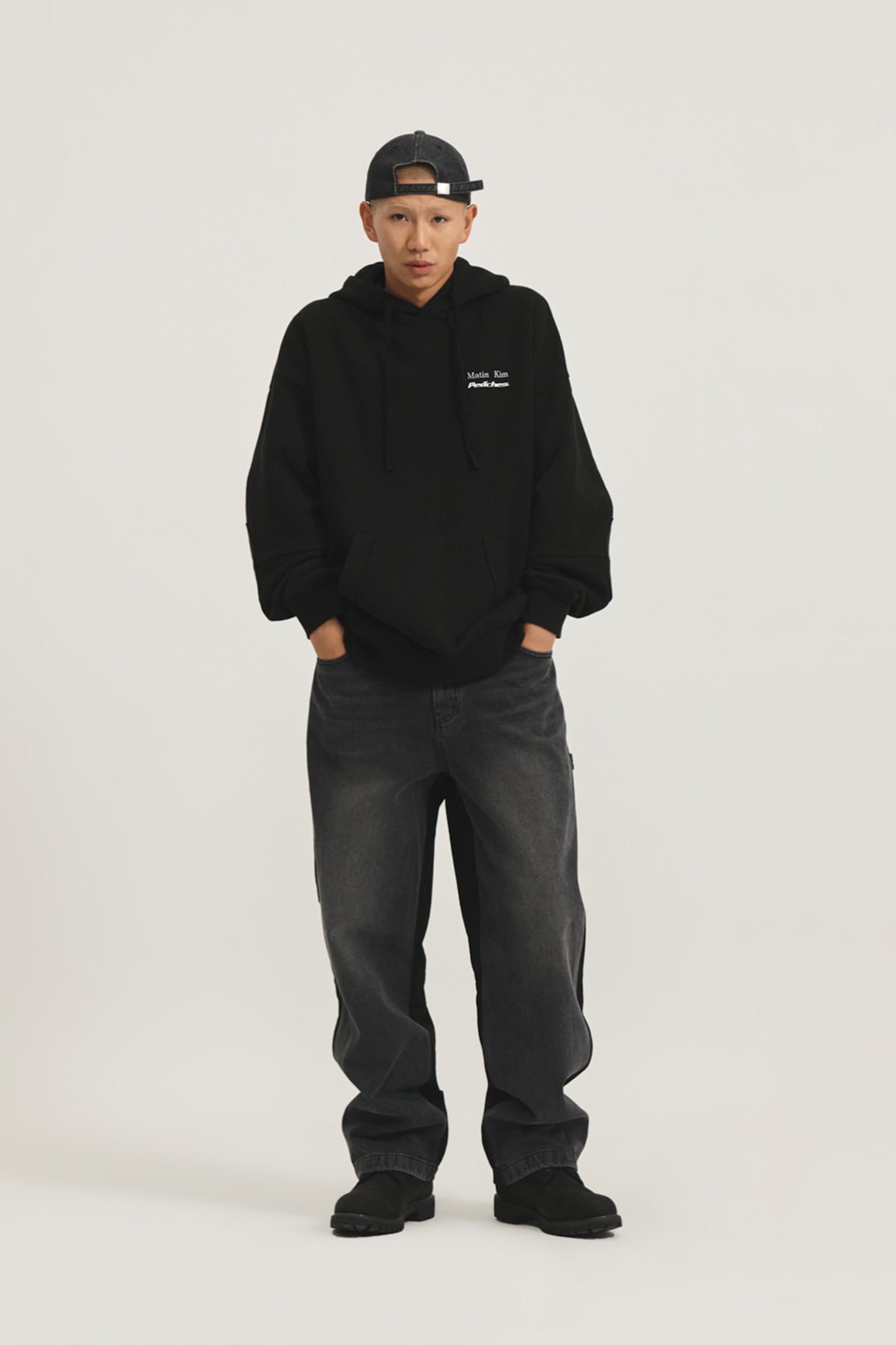 Matin Kim - Peaches Logo Graphic Hoody (Black) product image 12 | TRAB K-Fashion Australia