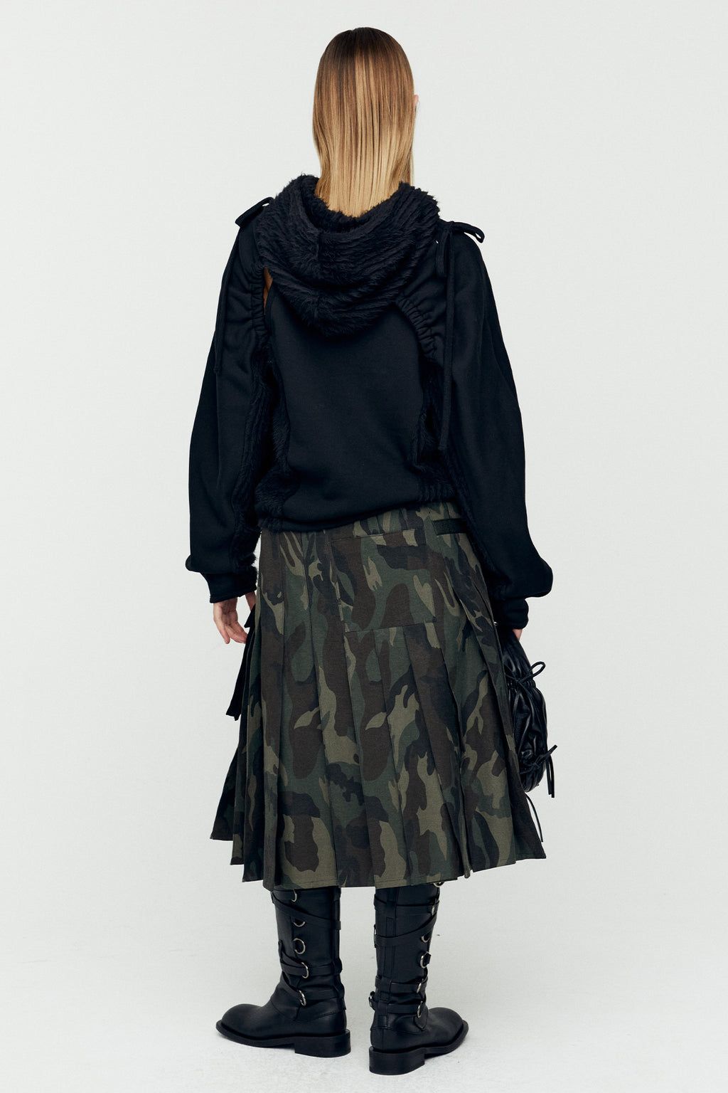 Andersson Bell - (essential) Cut Out Shirring Hoodie (Black) product image 3 | TRAB K-Fashion Australia