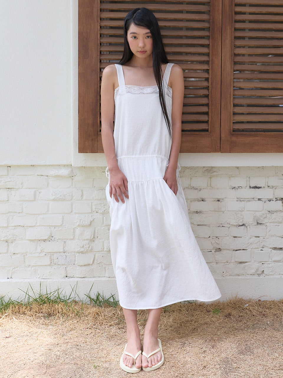 Margarin Fingers - Rose Crochet Dress (White) product image 1 | TRAB K-Fashion Australia