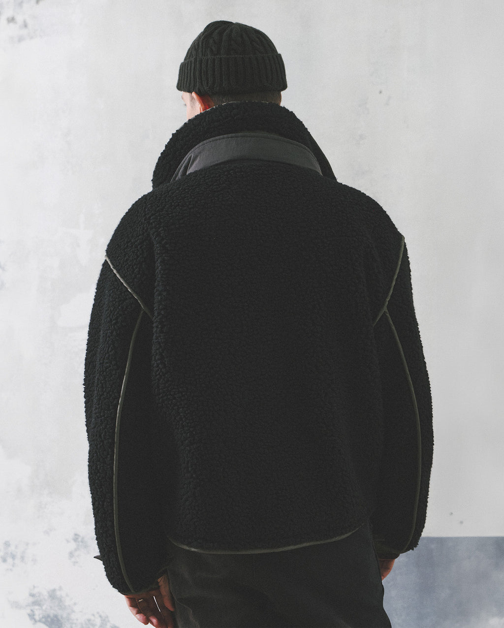 Eastlogue - Alpine Layered Fleece Jumper (Black) product image 4 | TRAB K-Fashion Australia