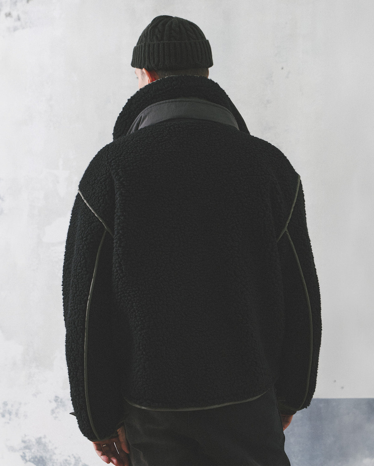 Eastlogue - Alpine Layered Fleece Jumper (Black) product image 4 | TRAB K-Fashion Australia