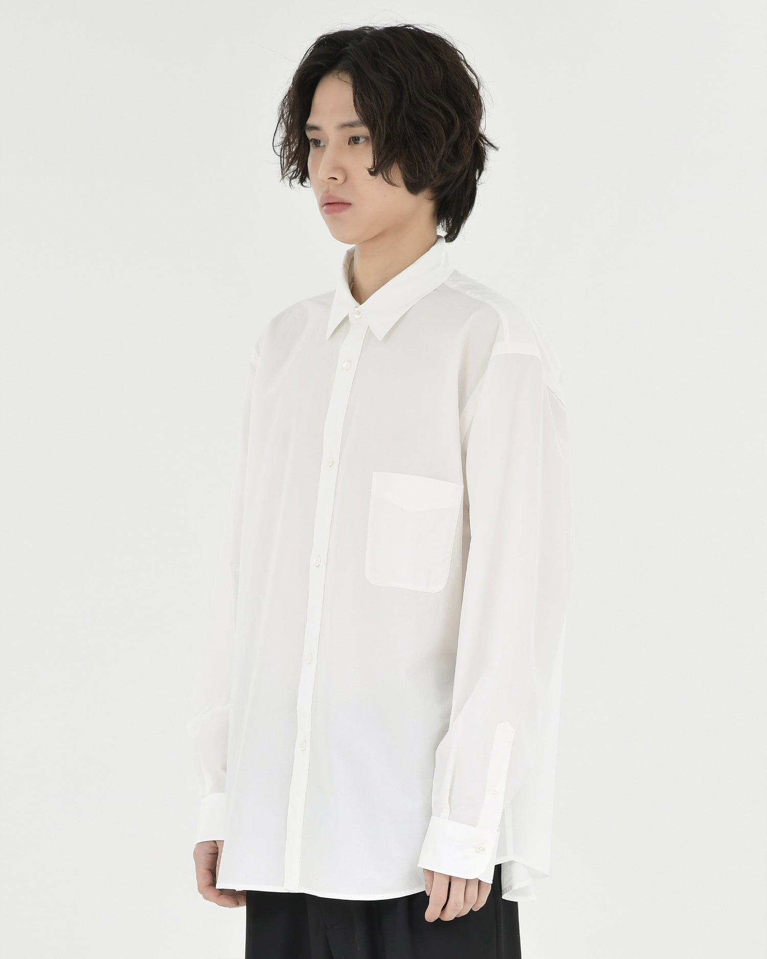 Brownyard - Essential Shirt (White) product image 2 | TRAB K-Fashion Australia