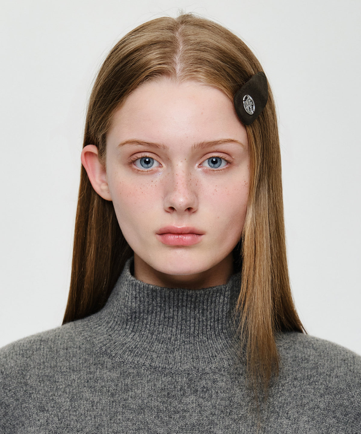 Marithe & Francois Girbaud - Circle Logo Suede Hair Pin 2pack (Brown) product image 5 | TRAB K-Fashion Australia