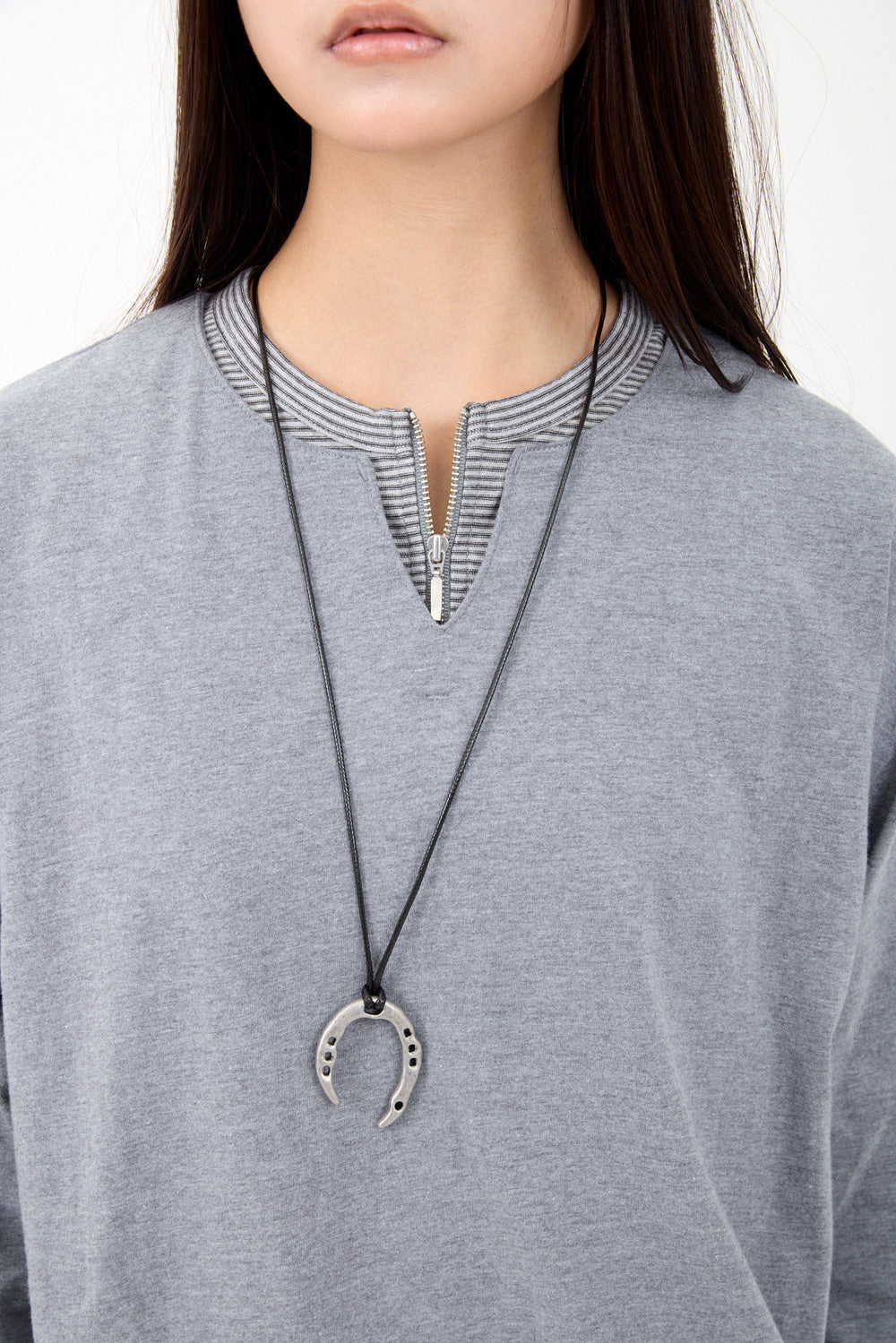 Hatchingroom - Oversized Horseshoe Necklace (OC) product image 6 | TRAB K-Fashion Australia