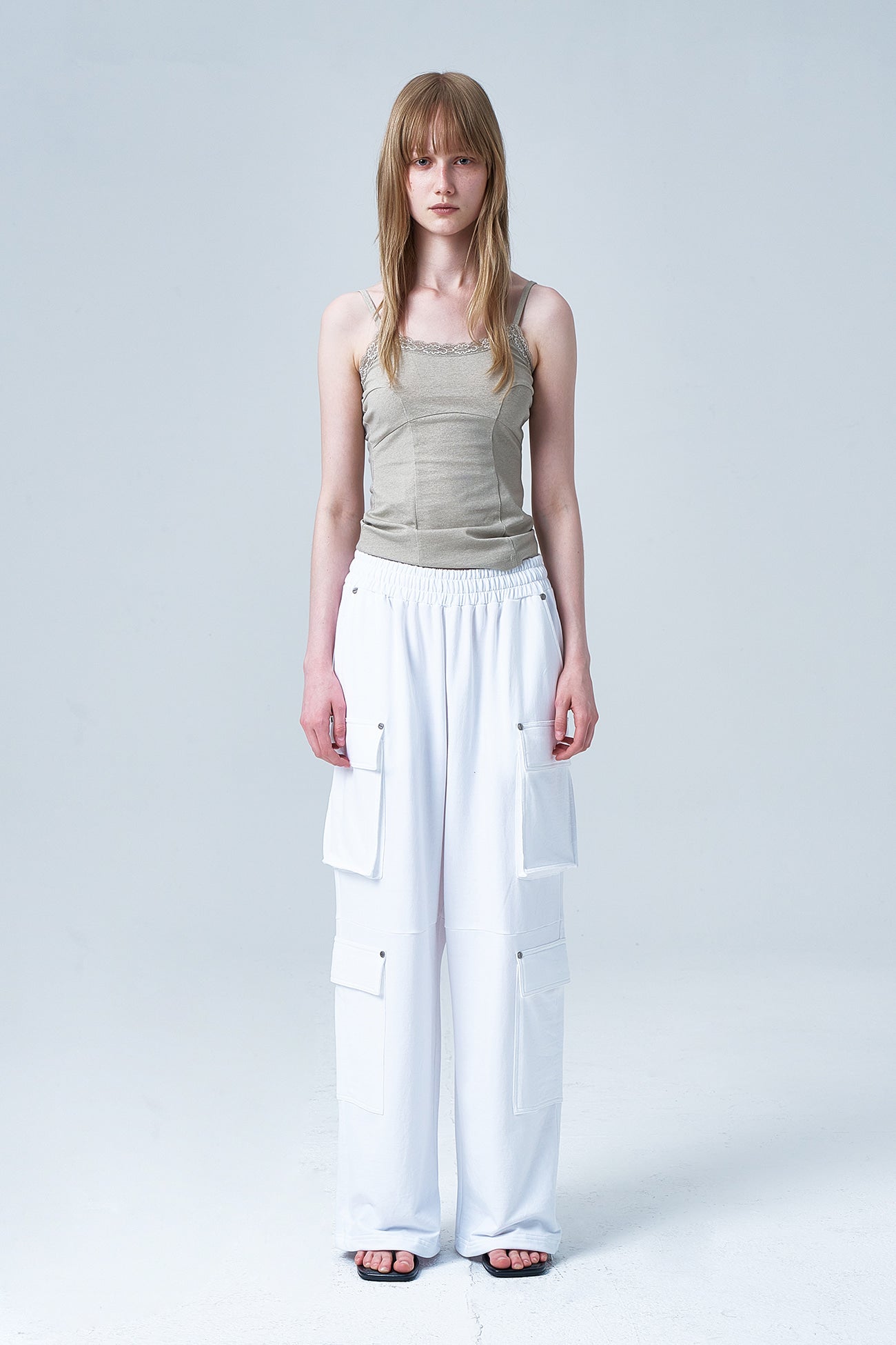 Deinet - Lace Curve Cami Top (Beige) product image 1 | TRAB K-Fashion Australia