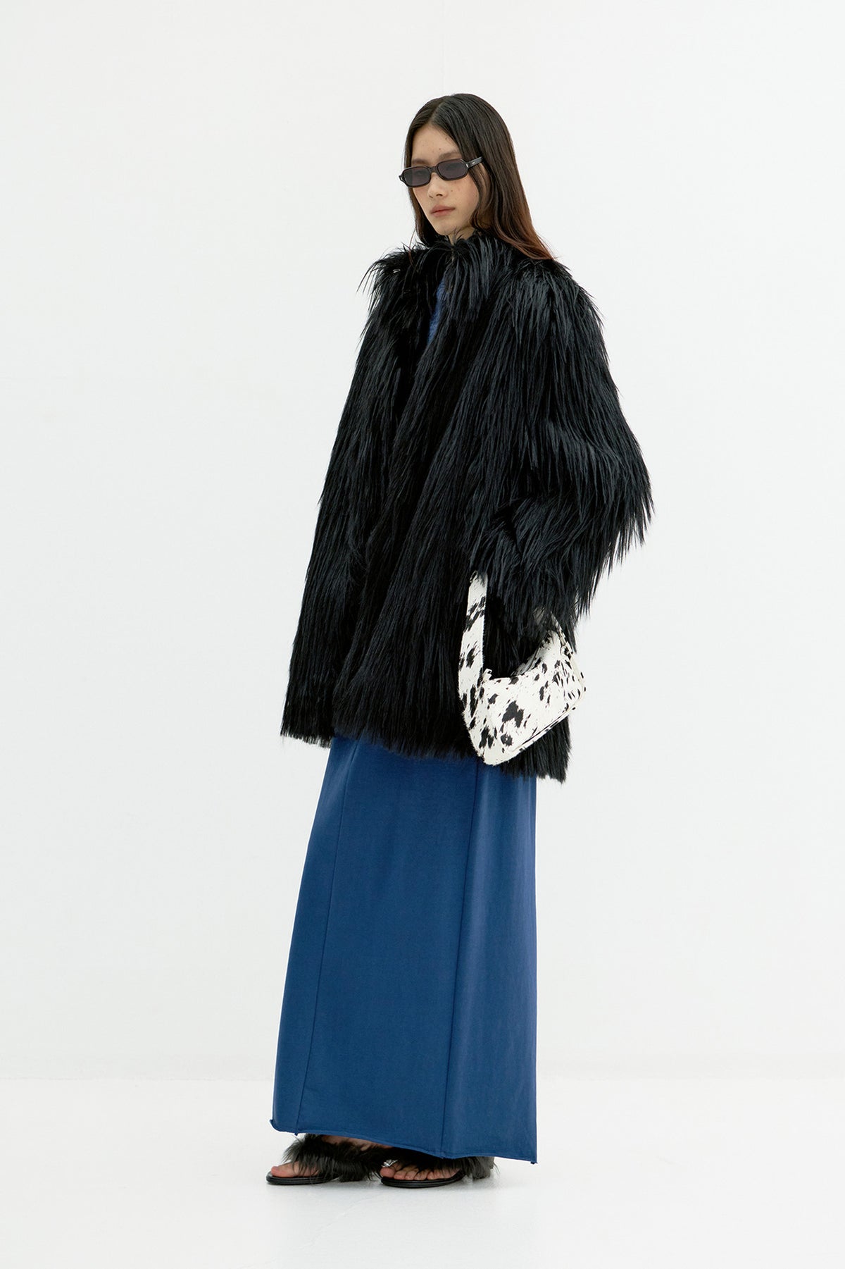 Coor - Long Hair Faux Fur Coat (Black) product image 3 | TRAB K-Fashion Australia