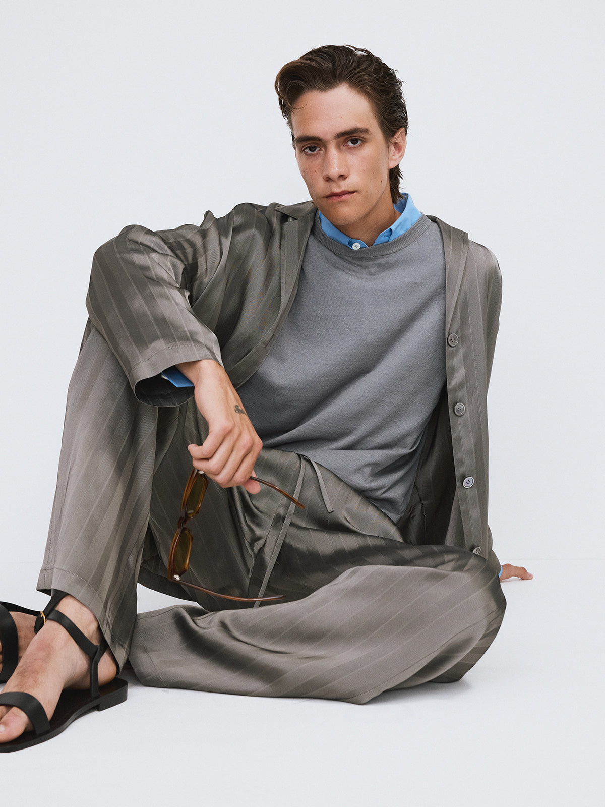 Recto - Silky Lounge Shirt (Midnight Grey) product image 4 | TRAB K-Fashion Australia