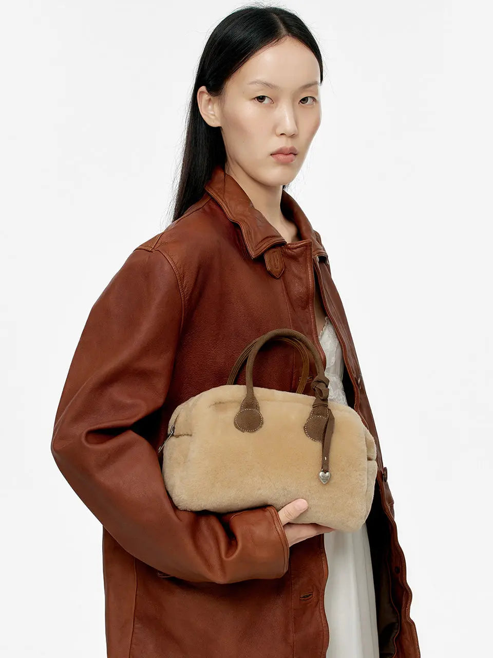 Marge Sherwood - Soft Bowling (Beige Shearling+Chestnut Nubuck) product image 2 | TRAB K-Fashion Australia