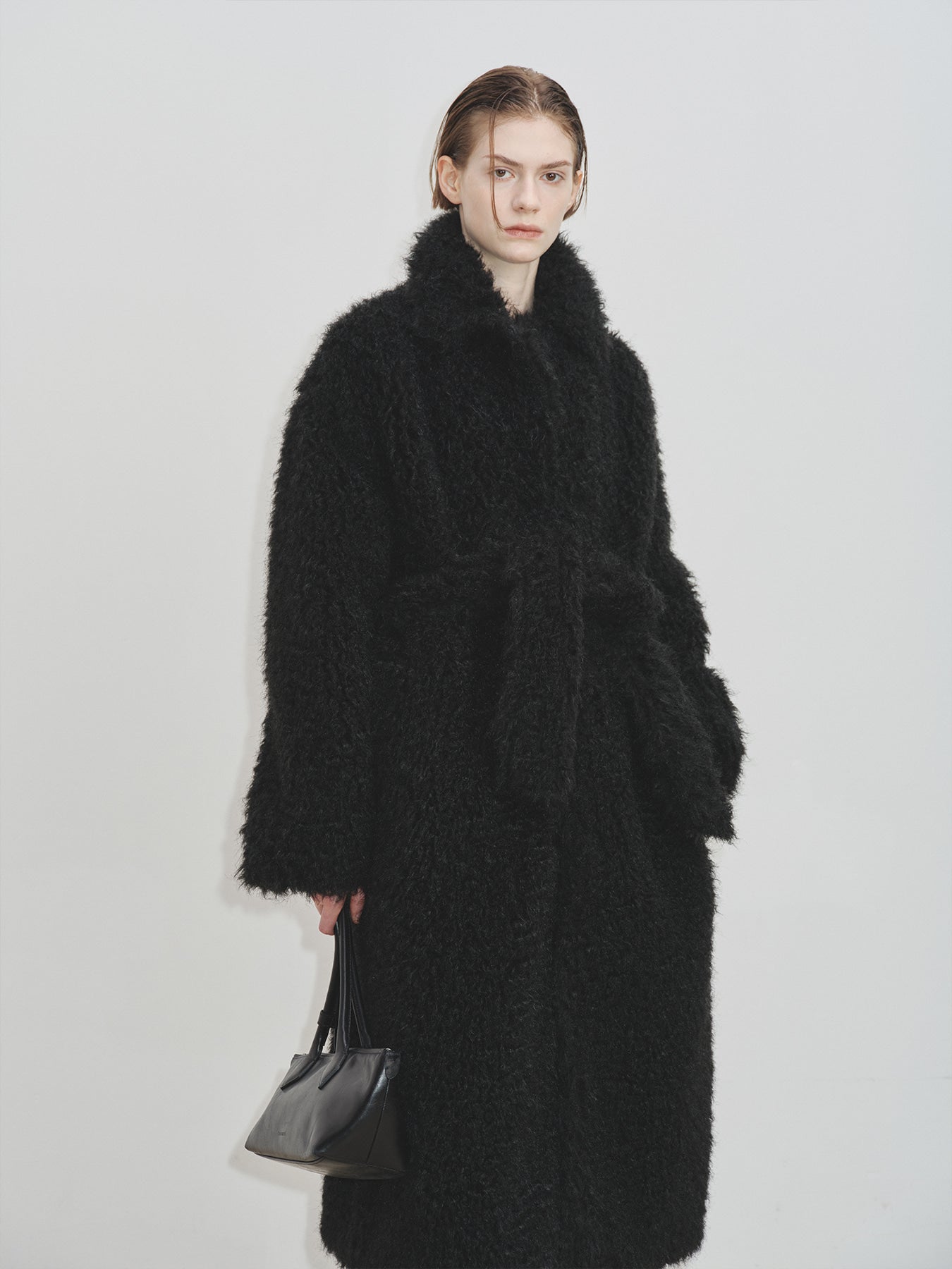 Tonywack - Oversized Black Fur Coat product image 11 | TRAB K-Fashion Australia