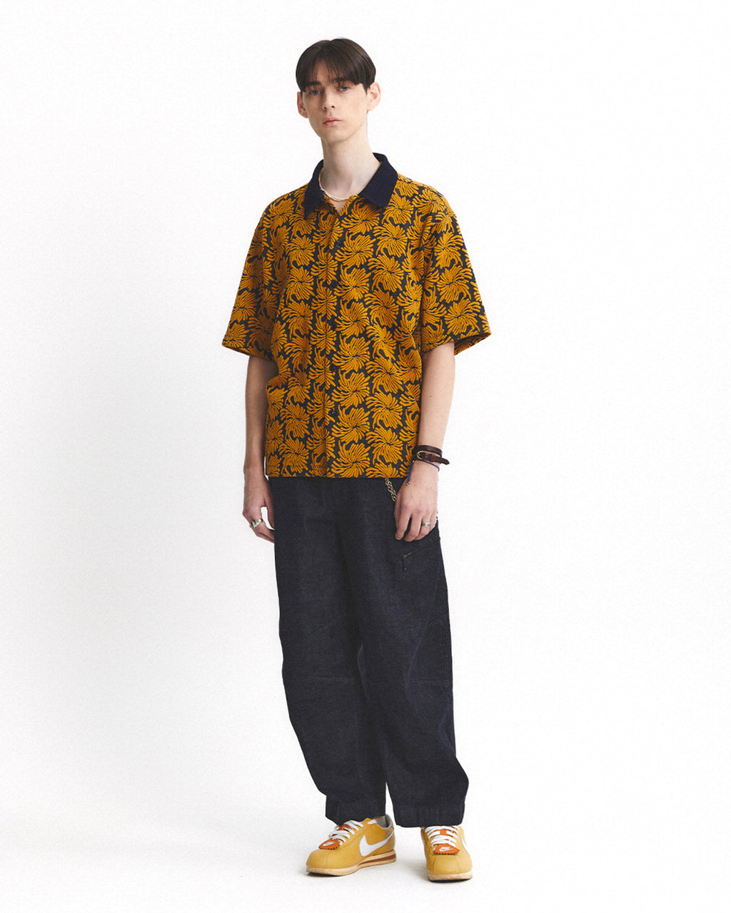 Eastlogue - Curve Knee Belted Pants (Indigo Denim) product image 2 | TRAB K-Fashion Australia