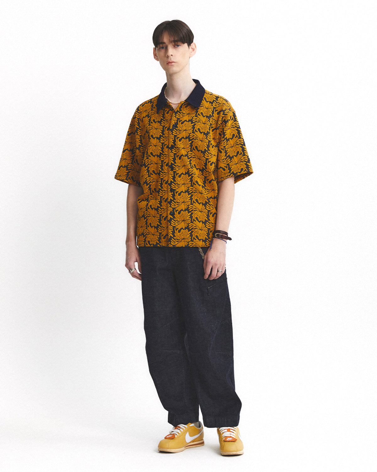 Eastlogue - Curve Knee Belted Pants (Indigo Denim) product image 2 | TRAB K-Fashion Australia