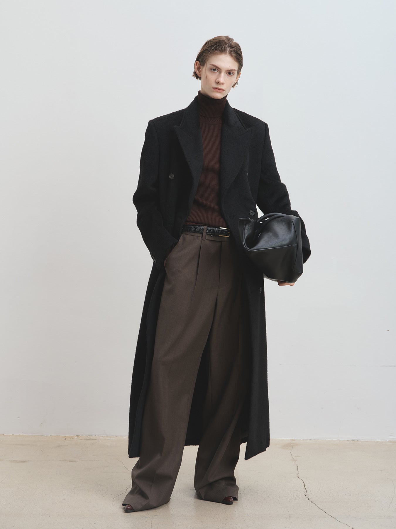 Tonywack - Wool And Alpaca Fitted Double-Breasted Maxi Coat (Black) product image 5 | TRAB K-Fashion Australia