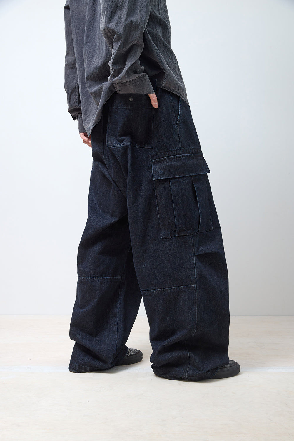 Hatchingroom - LE SSERAFIM x HATCHINGROOM Denim Cargo (Pants) product image 17 | TRAB K-Fashion Australia