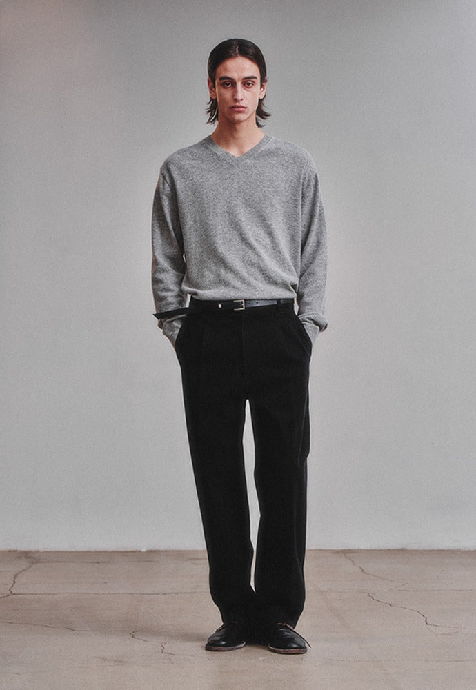 Art if acts - Cashmere V-Neck Knit (Light Grey) product image 1 | TRAB K-Fashion Australia