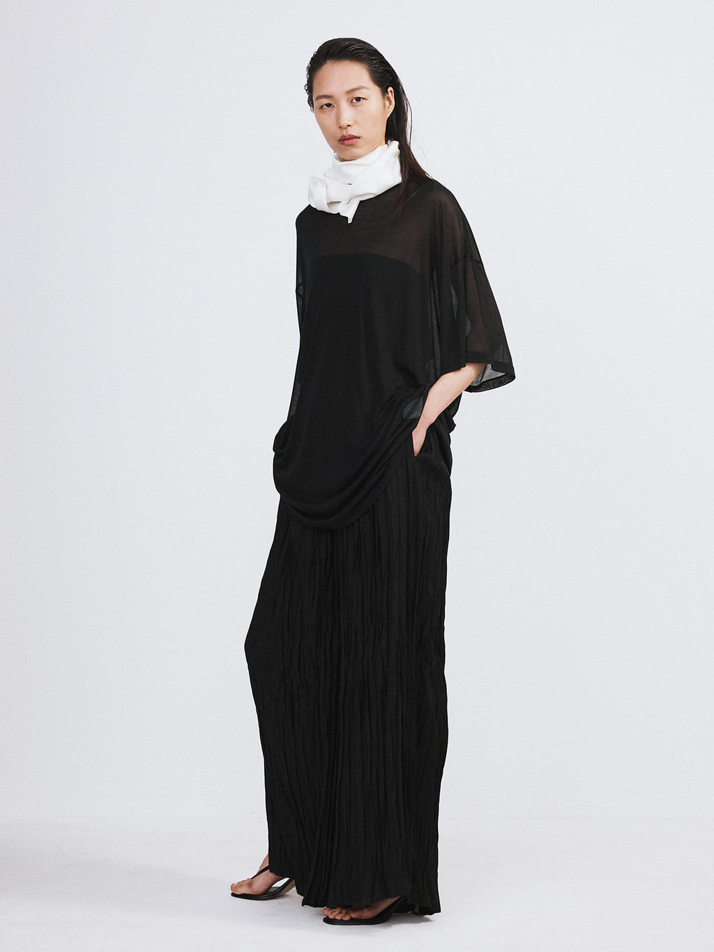Recto - Oversized Sheer T-Shirt (Black) product image 3 | TRAB K-Fashion Australia
