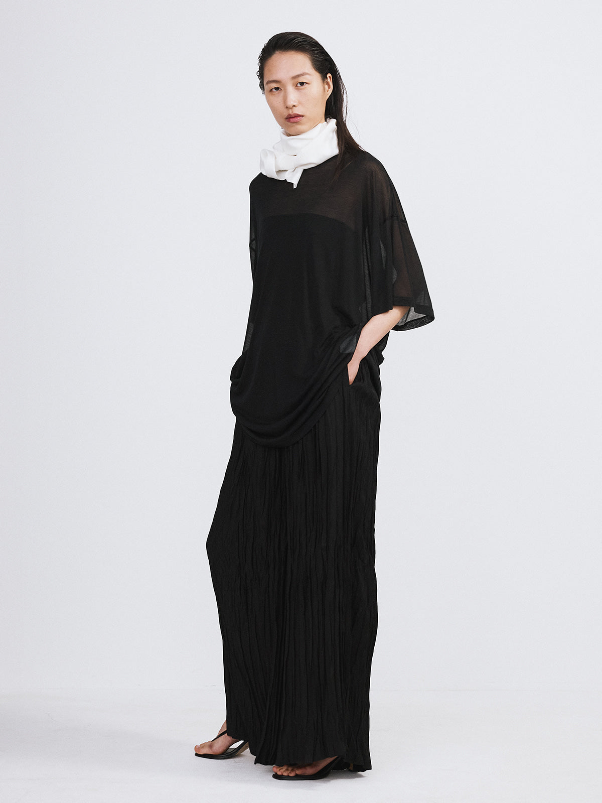 Recto - Oversized Sheer T-Shirt (Black) product image 3 | TRAB K-Fashion Australia