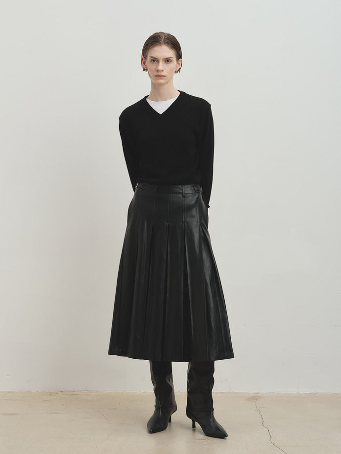 Tonywack - Faux Leather Pleated Midi Skirt (Black) product image 4 | TRAB K-Fashion Australia