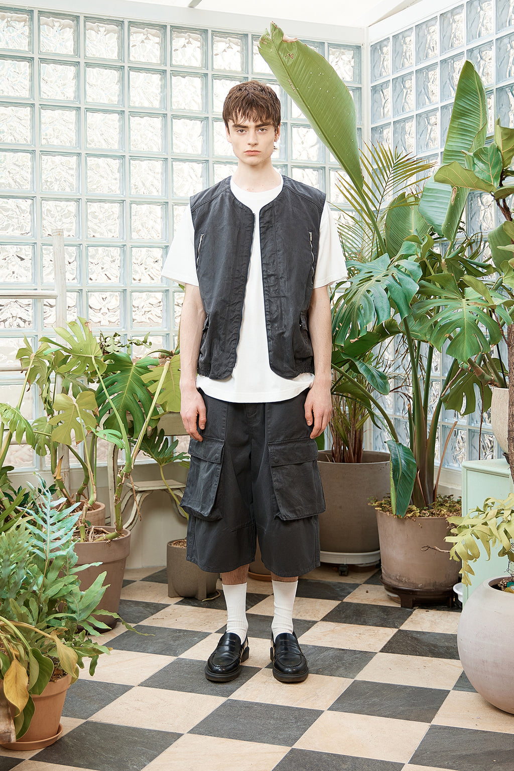 Matin Kim - Coated Cotton Bermuda Pants (Charcoal) product image 11 | TRAB K-Fashion Australia