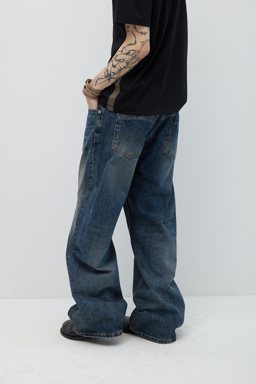 Hatchingroom - Regular Selvedge Jeans (Faded Blue) product image 15 | TRAB K-Fashion Australia