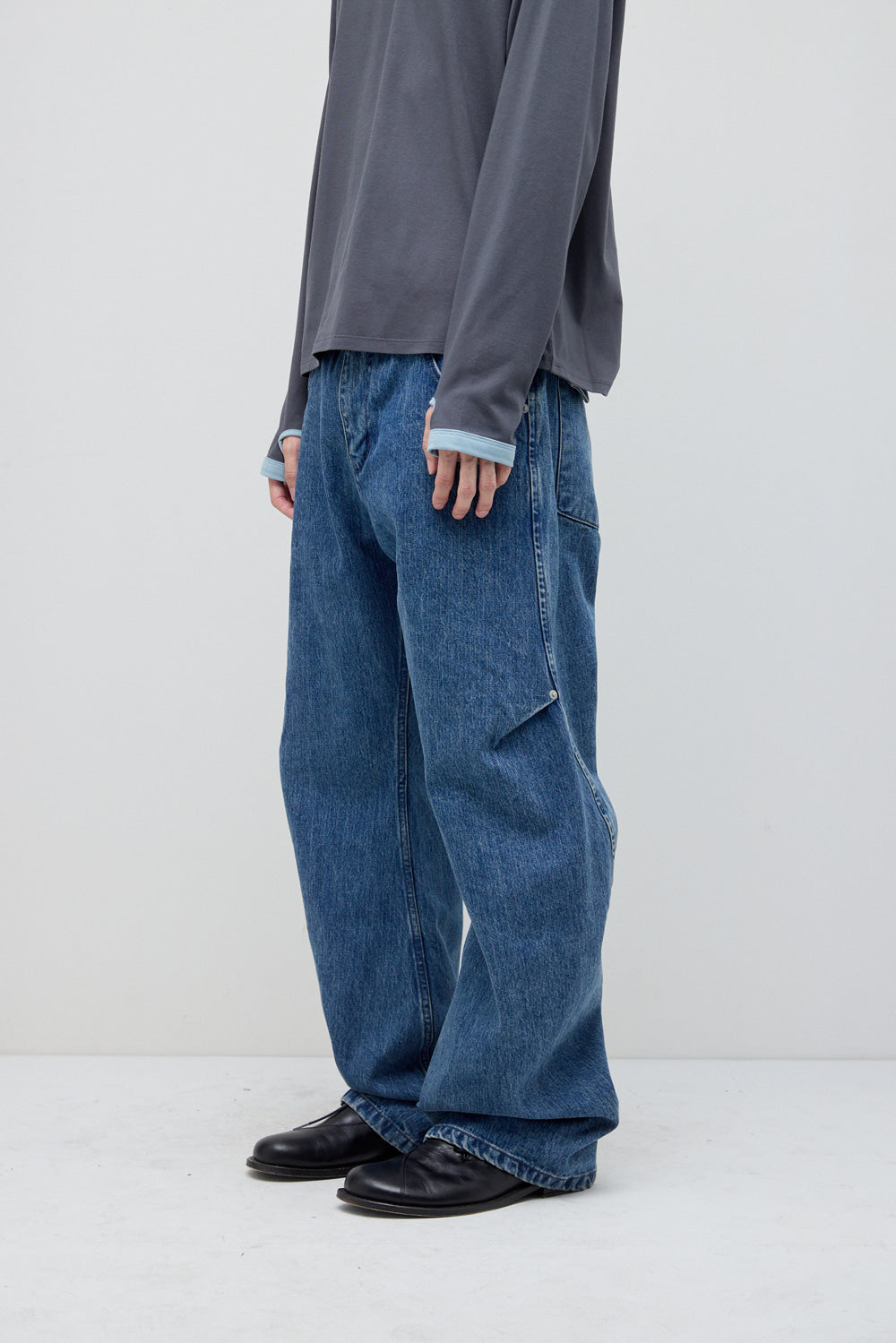Hatchingroom - River Jeans (Blue) product image 6 | TRAB K-Fashion Australia