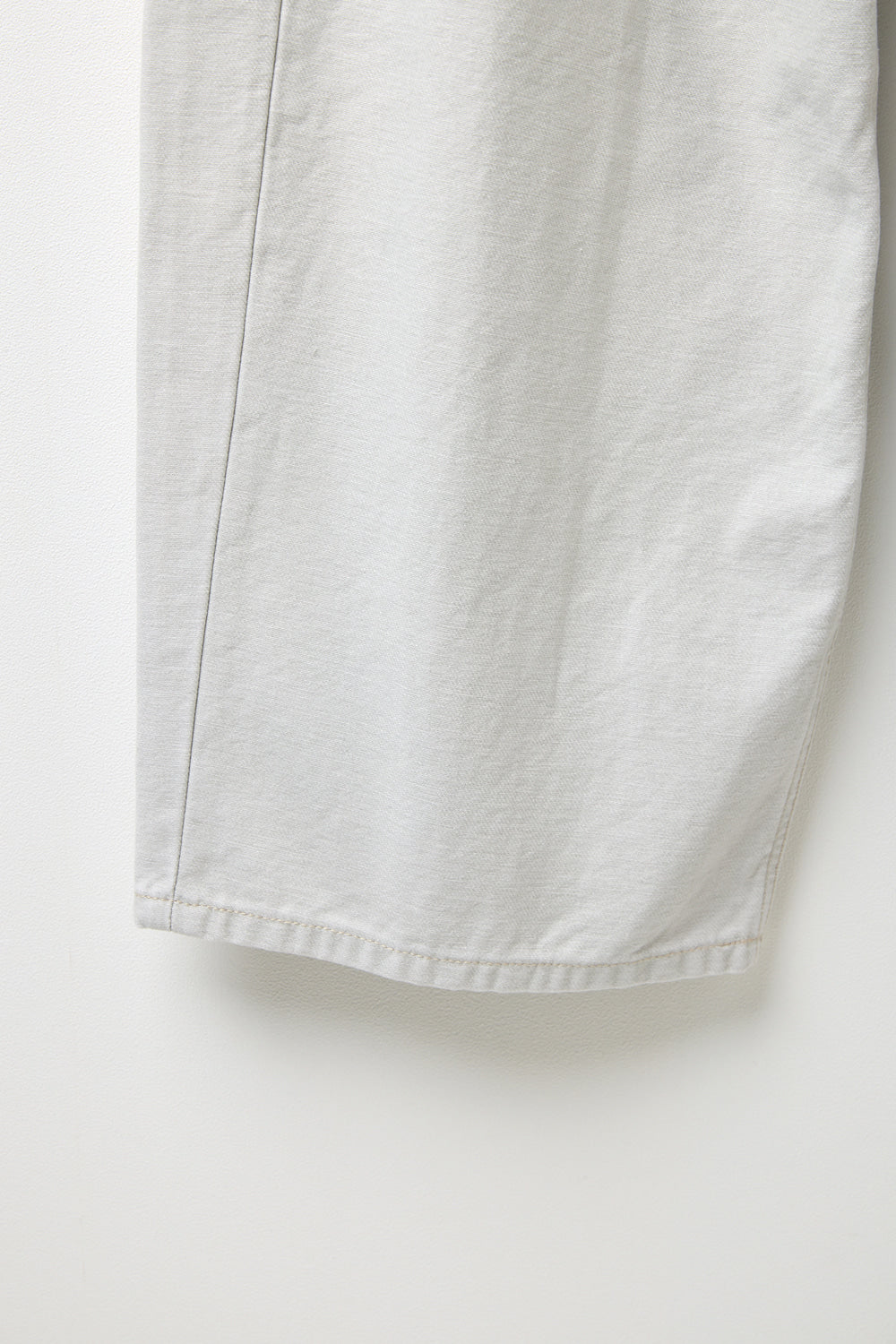 Hatchingroom - Wide Curve Jeans (Light Grey) product image 5 | TRAB K-Fashion Australia