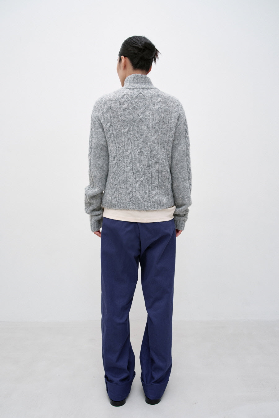 Insilence - Twist Half Zip-up Knit (Light Grey) product image 5 | TRAB K-Fashion Australia