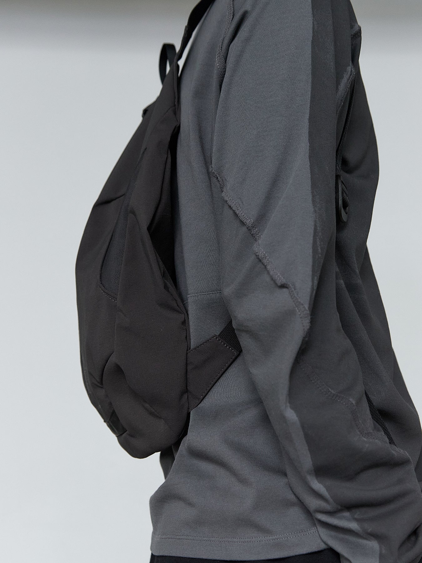 San San Gear - Carapace Backpack (Charcoal) product image 3 | TRAB K-Fashion Australia
