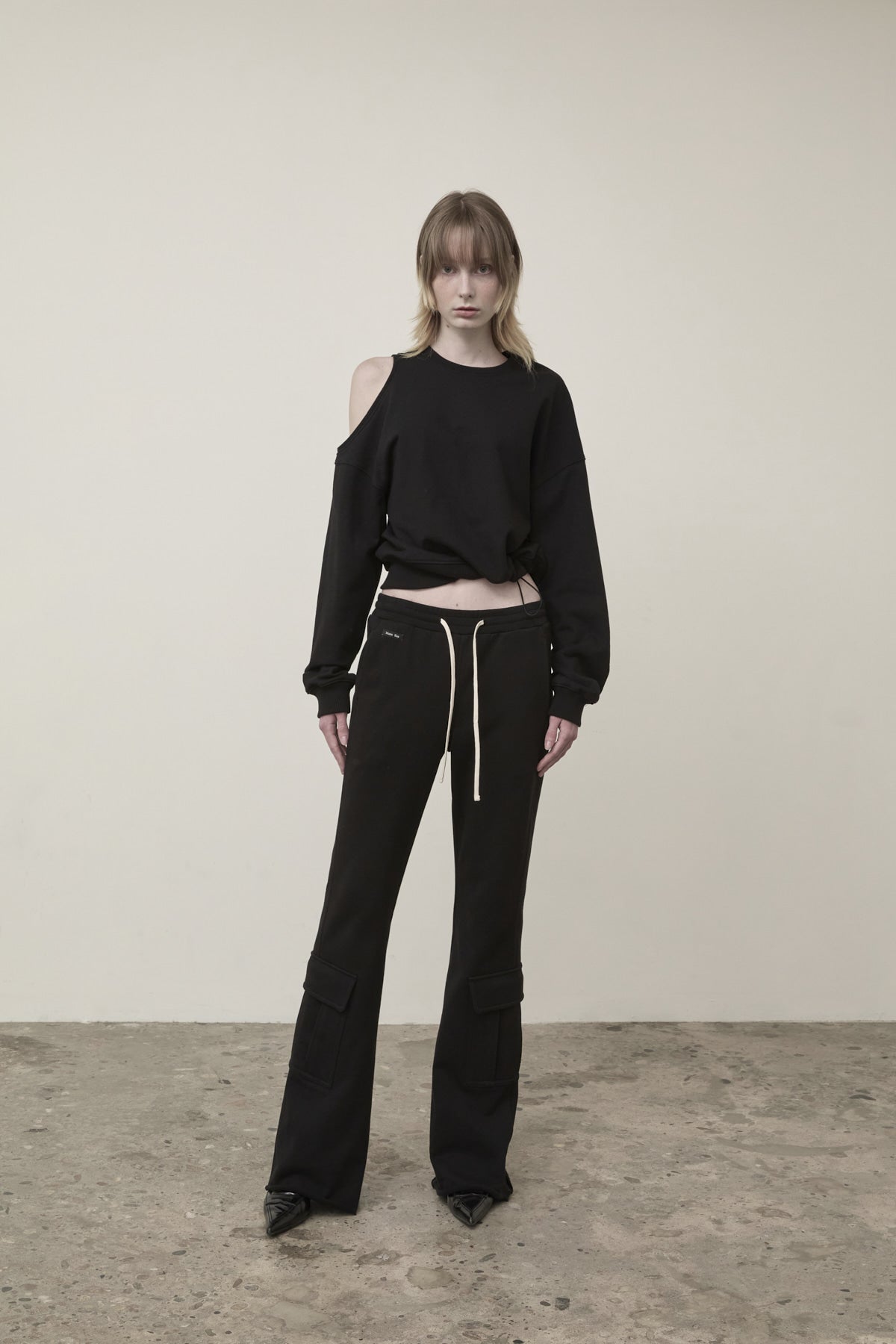 Matin Kim - Shoulder Hole Sweatshirt (Black) product image 8 | TRAB K-Fashion Australia