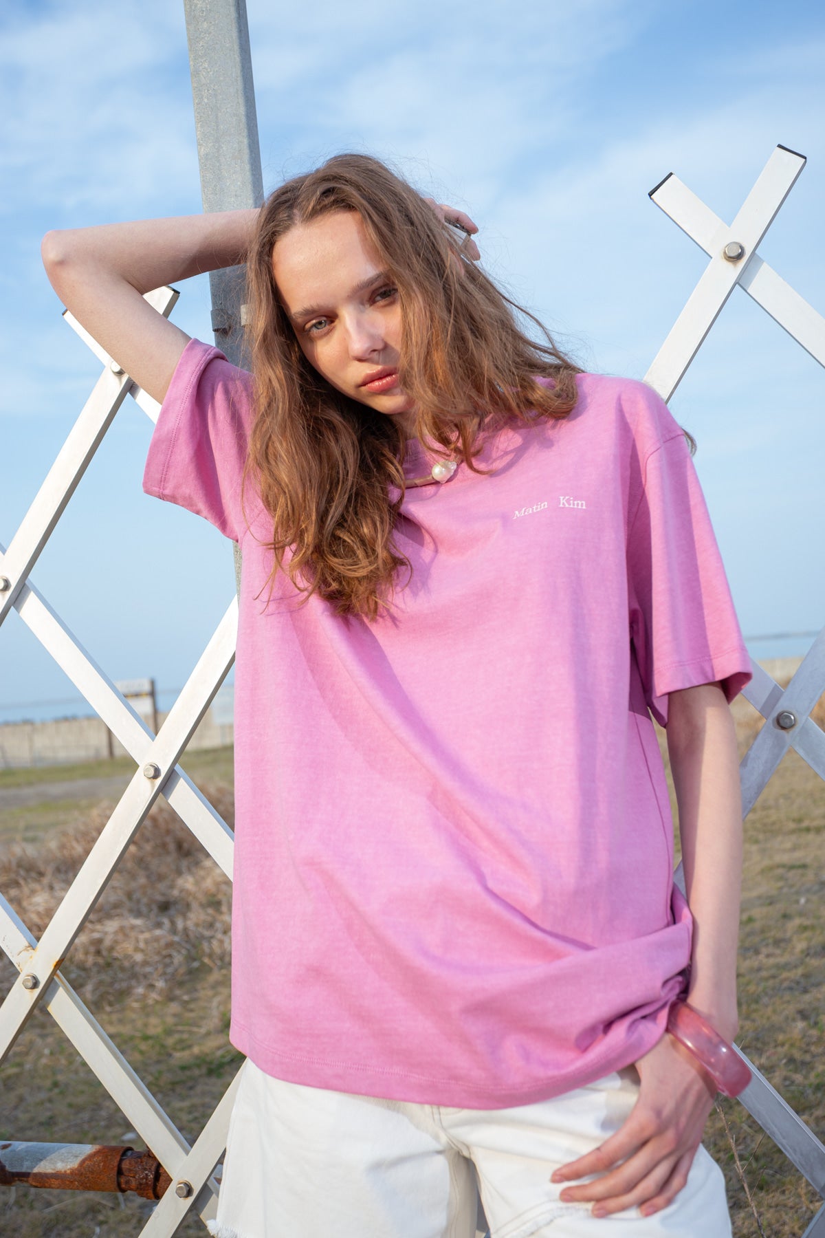 Matin Kim - Cut Line Point Denim Shorts (White) product image 13 | TRAB K-Fashion Australia