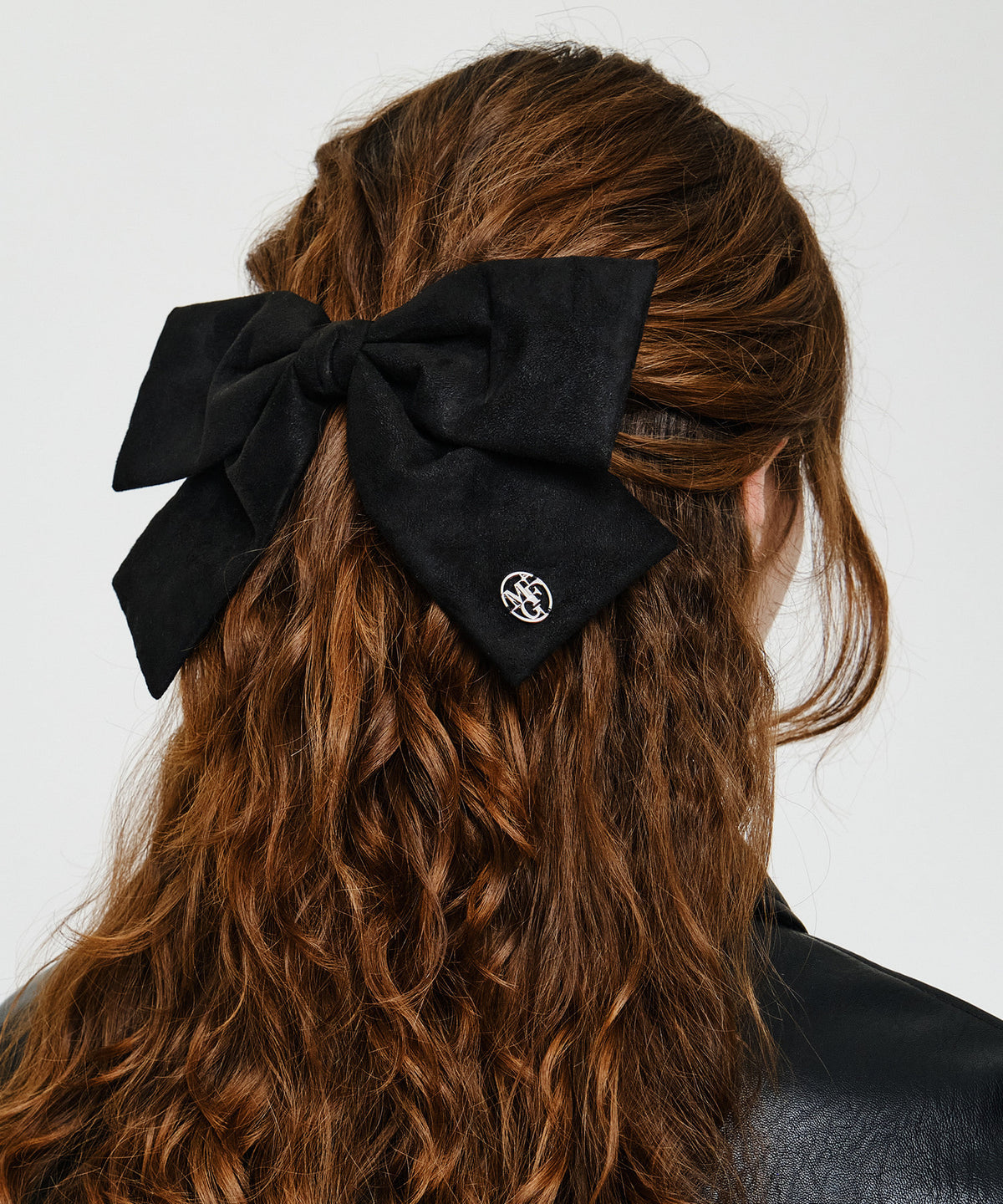 Marithe & Francois Girbaud - Big Ribbon Suede Hair Pin (Black) product image 5 | TRAB K-Fashion Australia