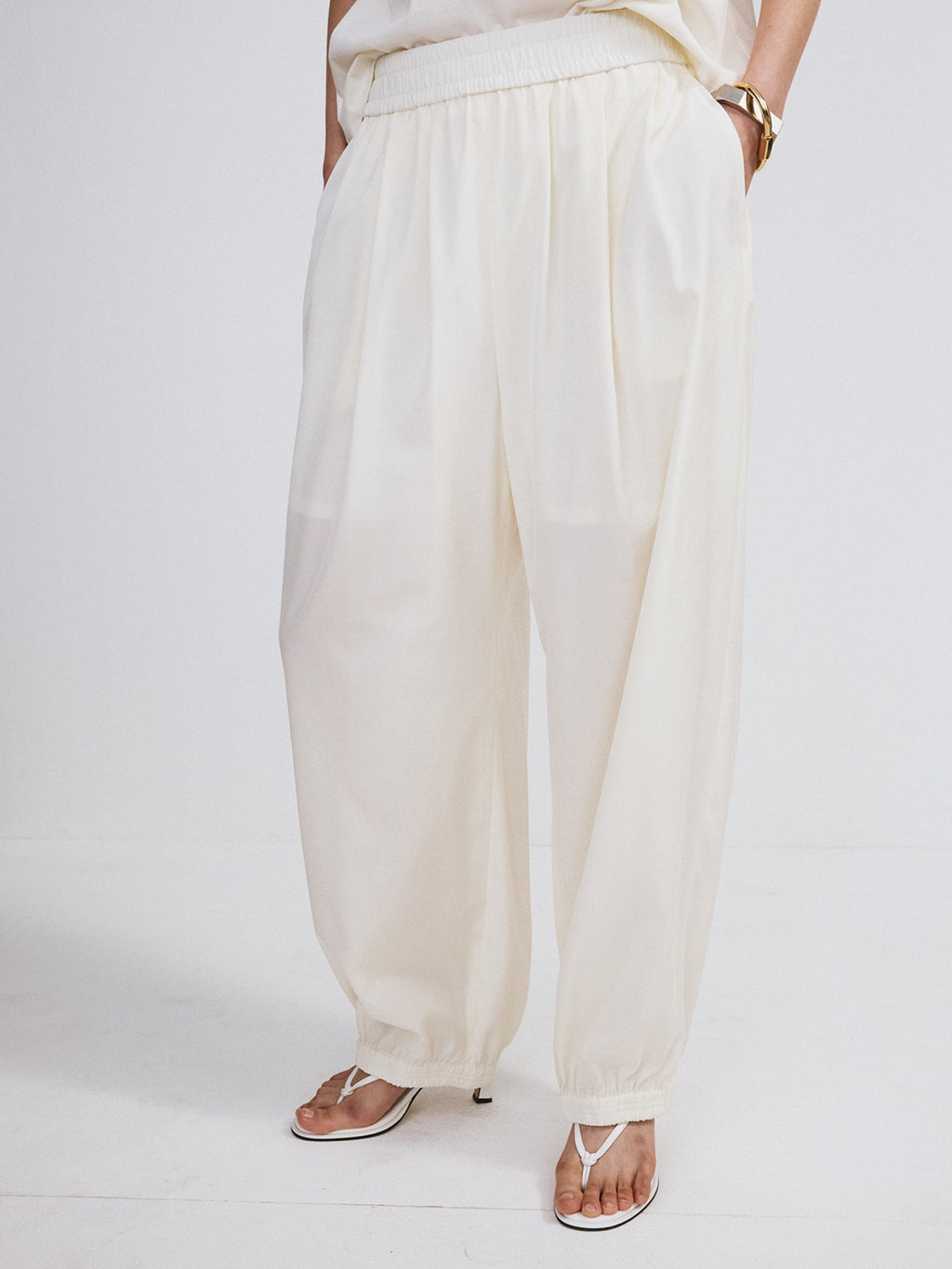 Recto - Banding Jogger Suit Pants (Ivory) product image 1 | TRAB K-Fashion Australia