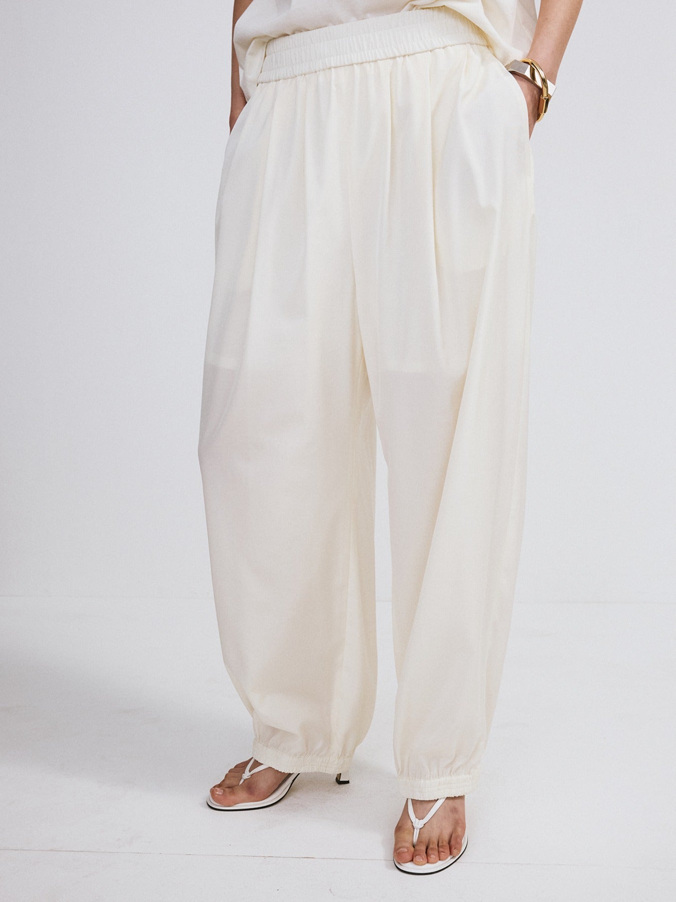 Recto - Banding Jogger Suit Pants (Ivory) product image 1 | TRAB K-Fashion Australia