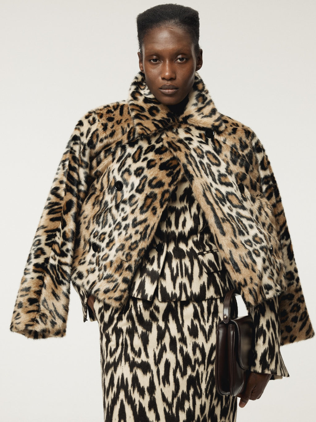 Recto - Leopard Faux Fur Short Coat (Beige) product image 1 | TRAB K-Fashion Australia
