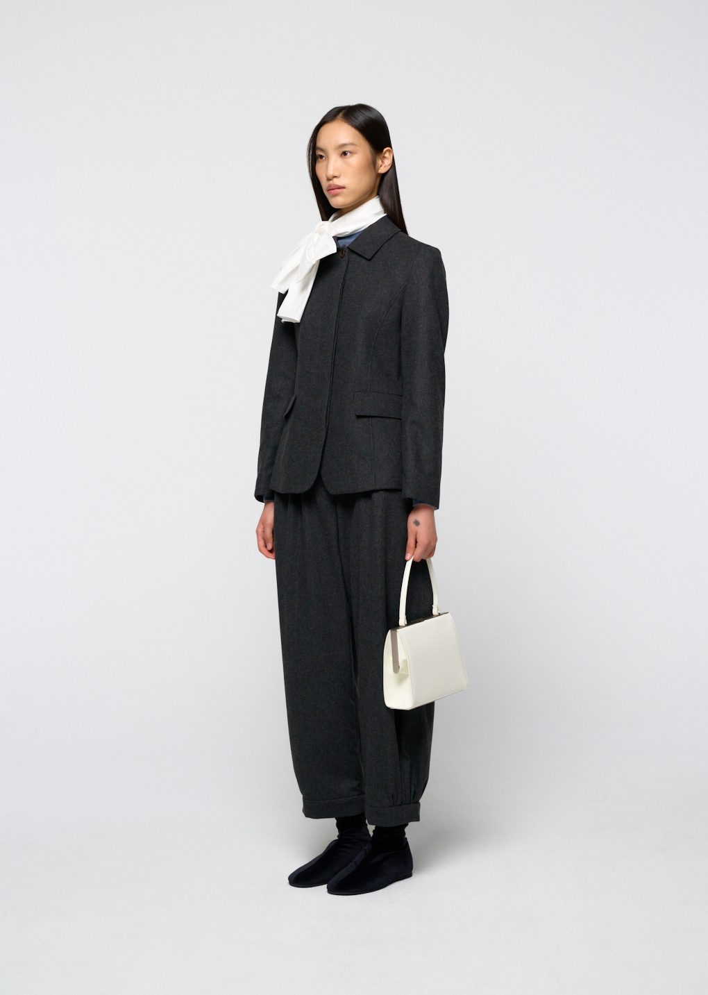 Amomento - Wool shirring pants (Charcoal) product image 3 | TRAB K-Fashion Australia