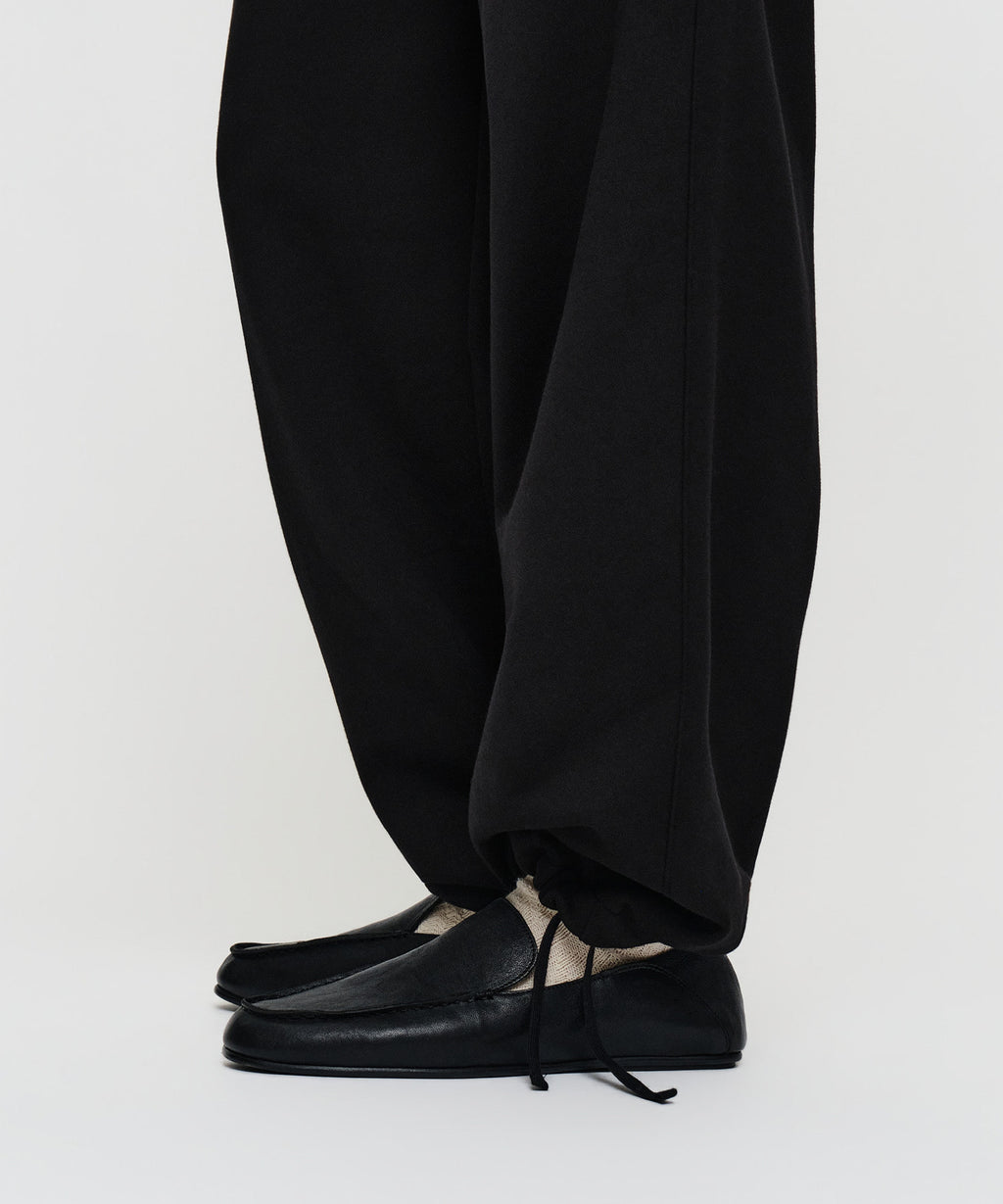 Marithe & Francois Girbaud - One Tuck Wide Sweat Joggers (brushed) (Black) product image 2 | TRAB K-Fashion Australia