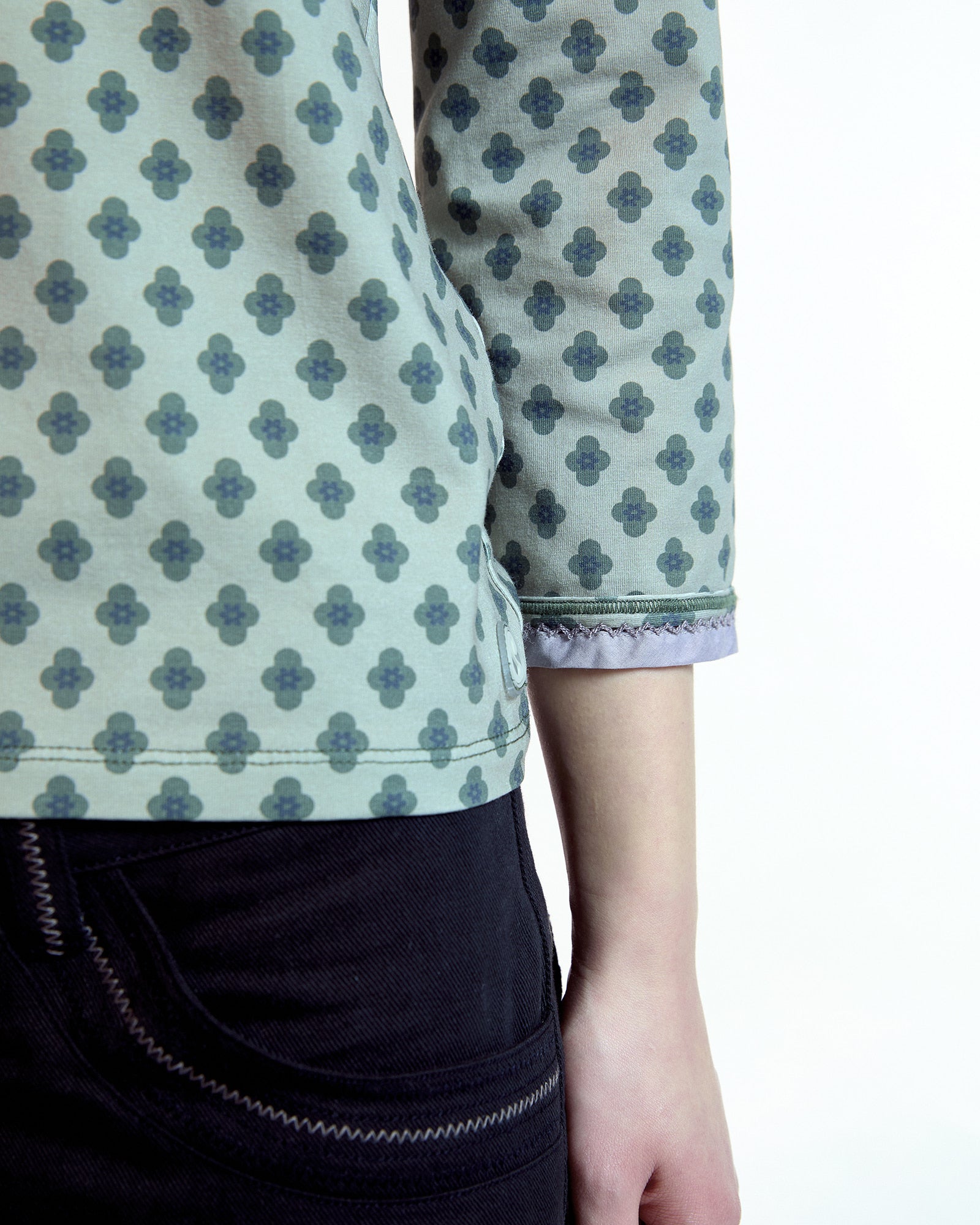 Coyseio - Flower Capri Sleeve (Light Khaki) product image 2 | TRAB K-Fashion Australia