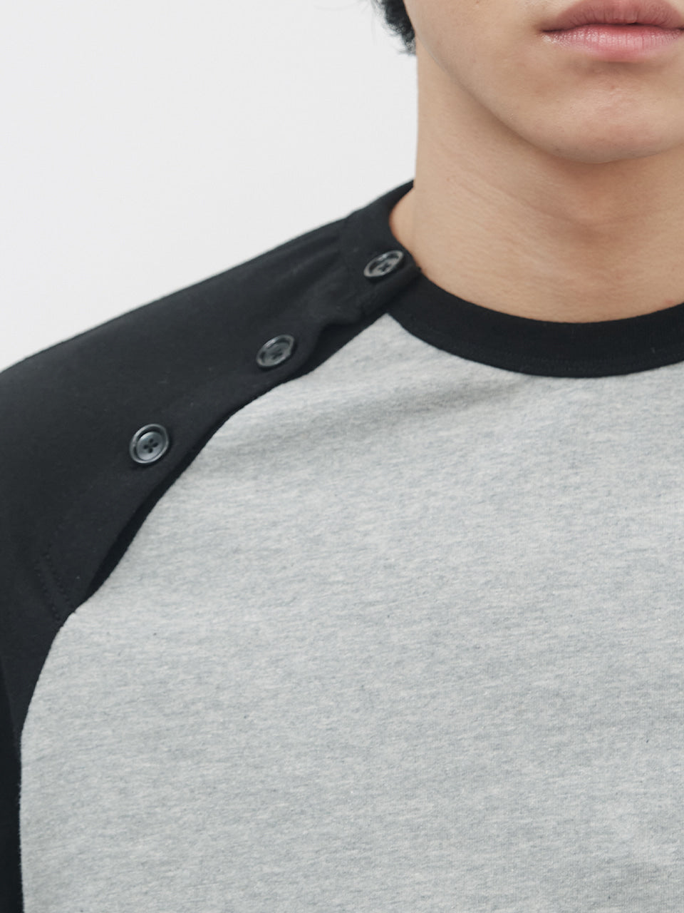 Kijun - Button Open Raglan Tee (Black) product image 6 | TRAB K-Fashion Australia