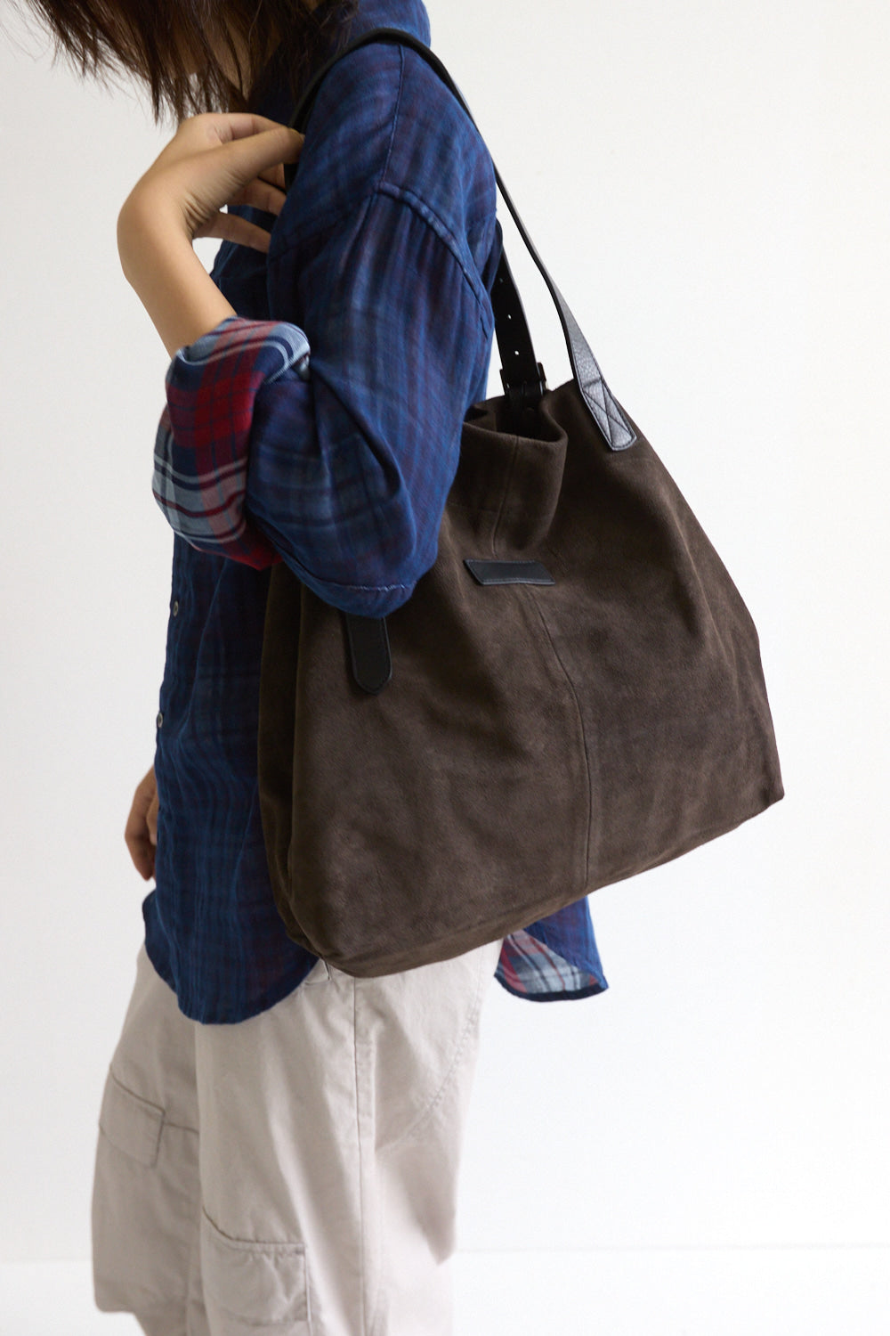 Hatchingroom - Suede Tote (Charcoal) product image 10 | TRAB K-Fashion Australia