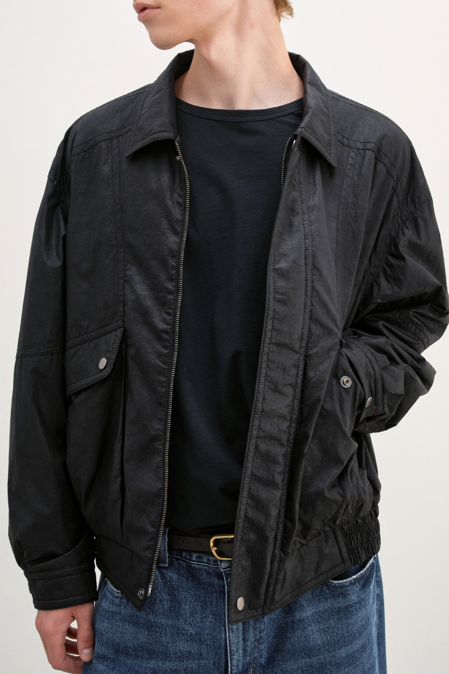 Insilence - Oversized Chintz Blouson (Black) product image 4 | TRAB K-Fashion Australia