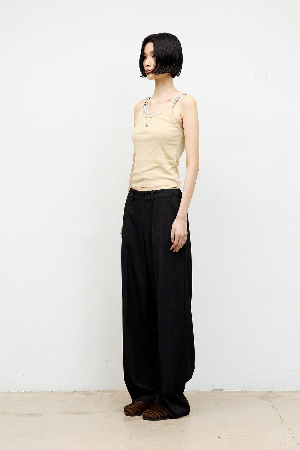 Coor - Double Cut-Off Sleeveless (Sand Beige) product image 3 | TRAB K-Fashion Australia