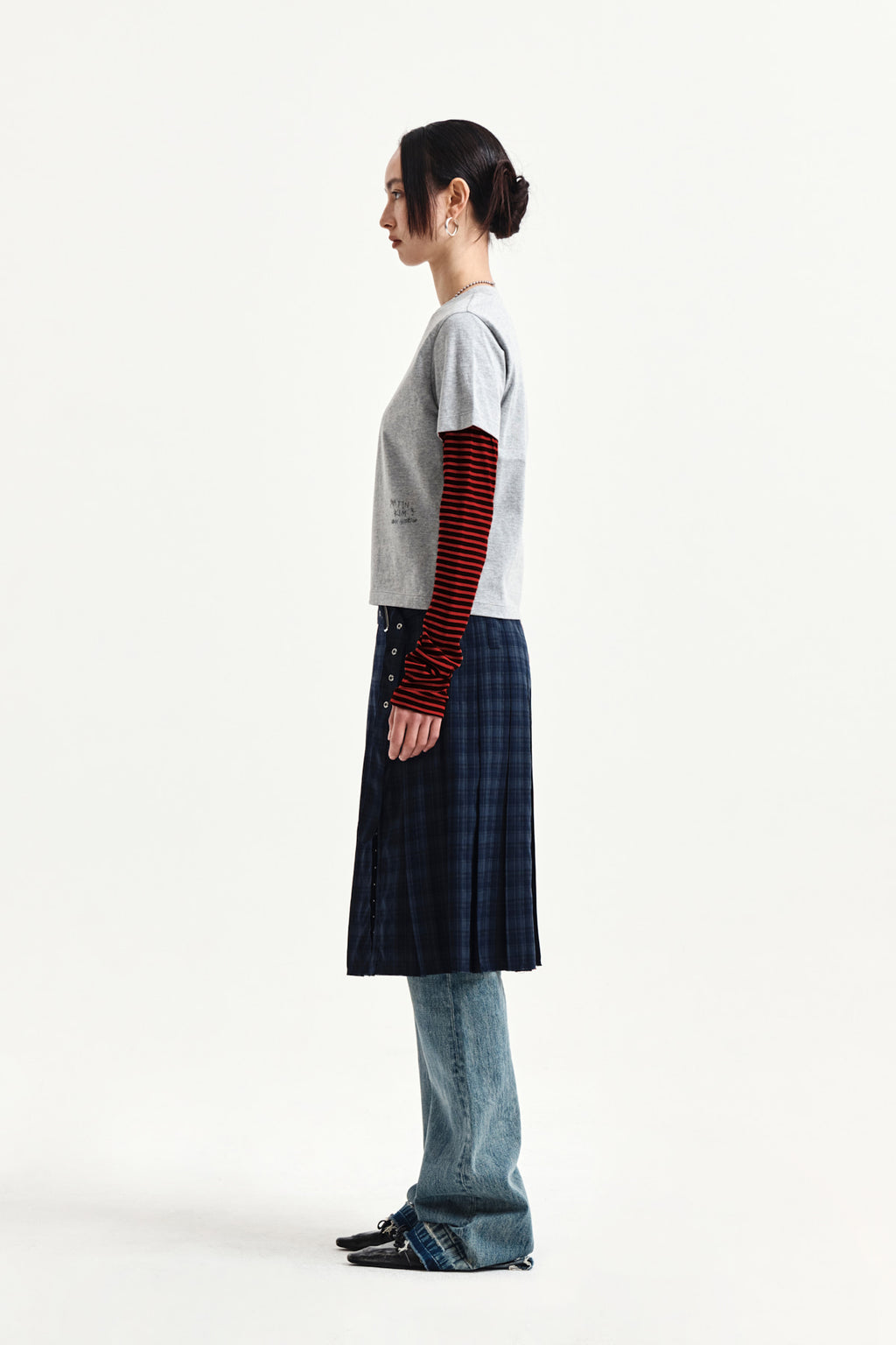 Matin Kim - Graffiti Logo Stripe Layered Top (Grey) product image 7 | TRAB K-Fashion Australia